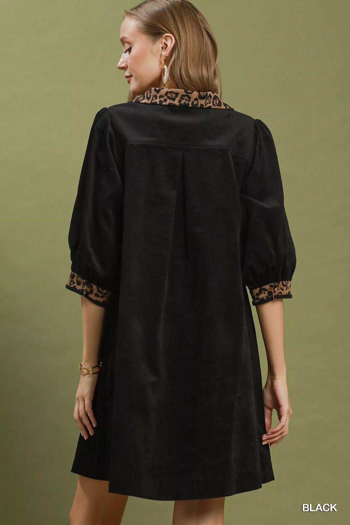 Women's apparel – product view 3