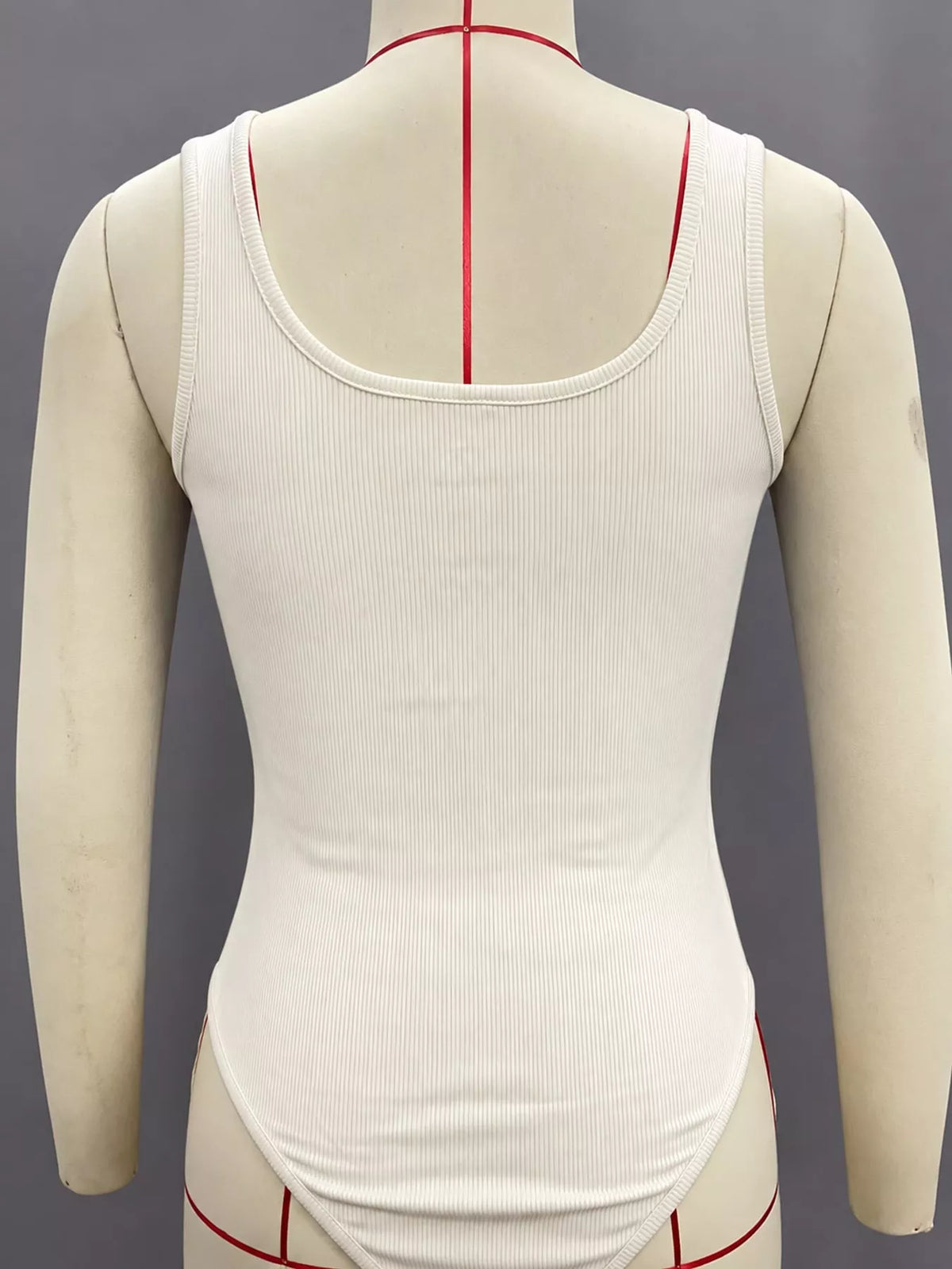 Ribbed bodysuit, cream mannequin back