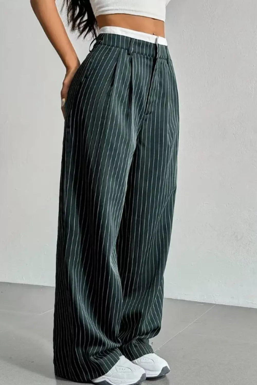 Women's pants – product view 3