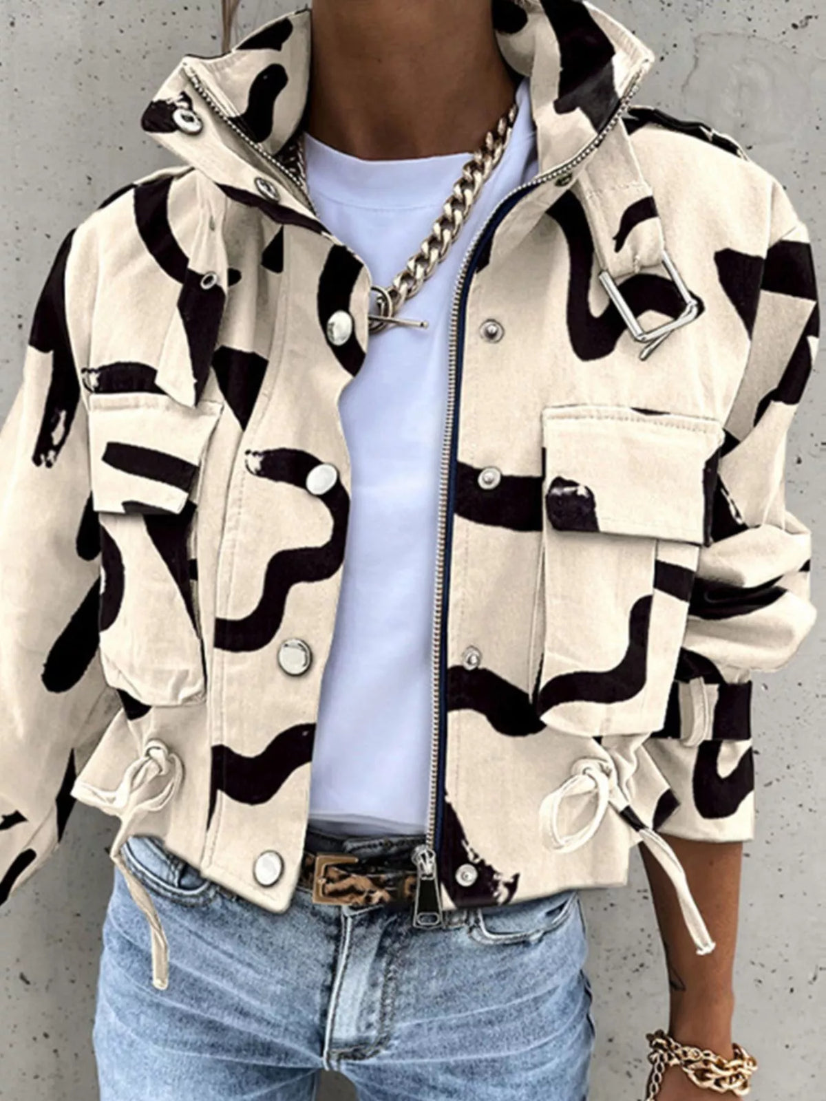 Cream snap down cropped jacket