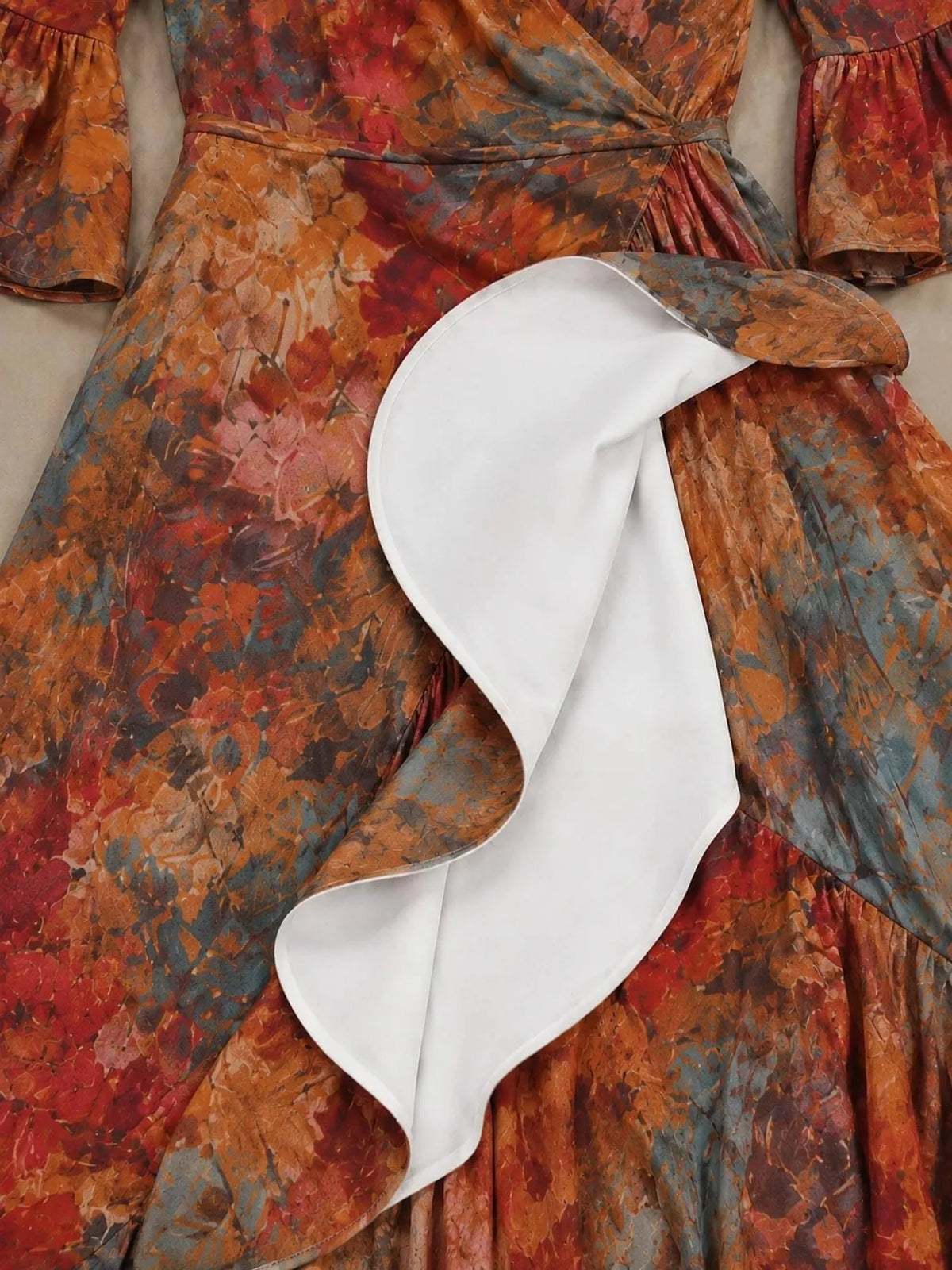 High-low maxi dress, multicolor fabric detail