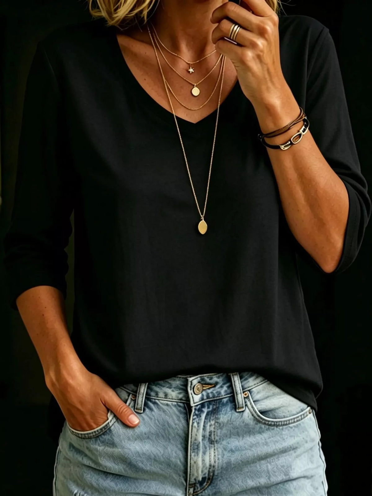 Black v-neck half sleeve t-shirt