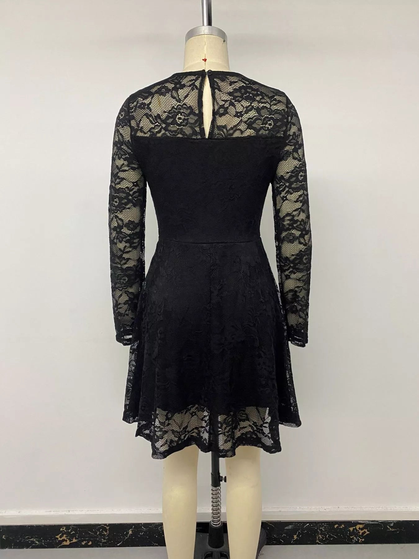 Trendsi Elegant Lace Long Sleeve Mini Dress -