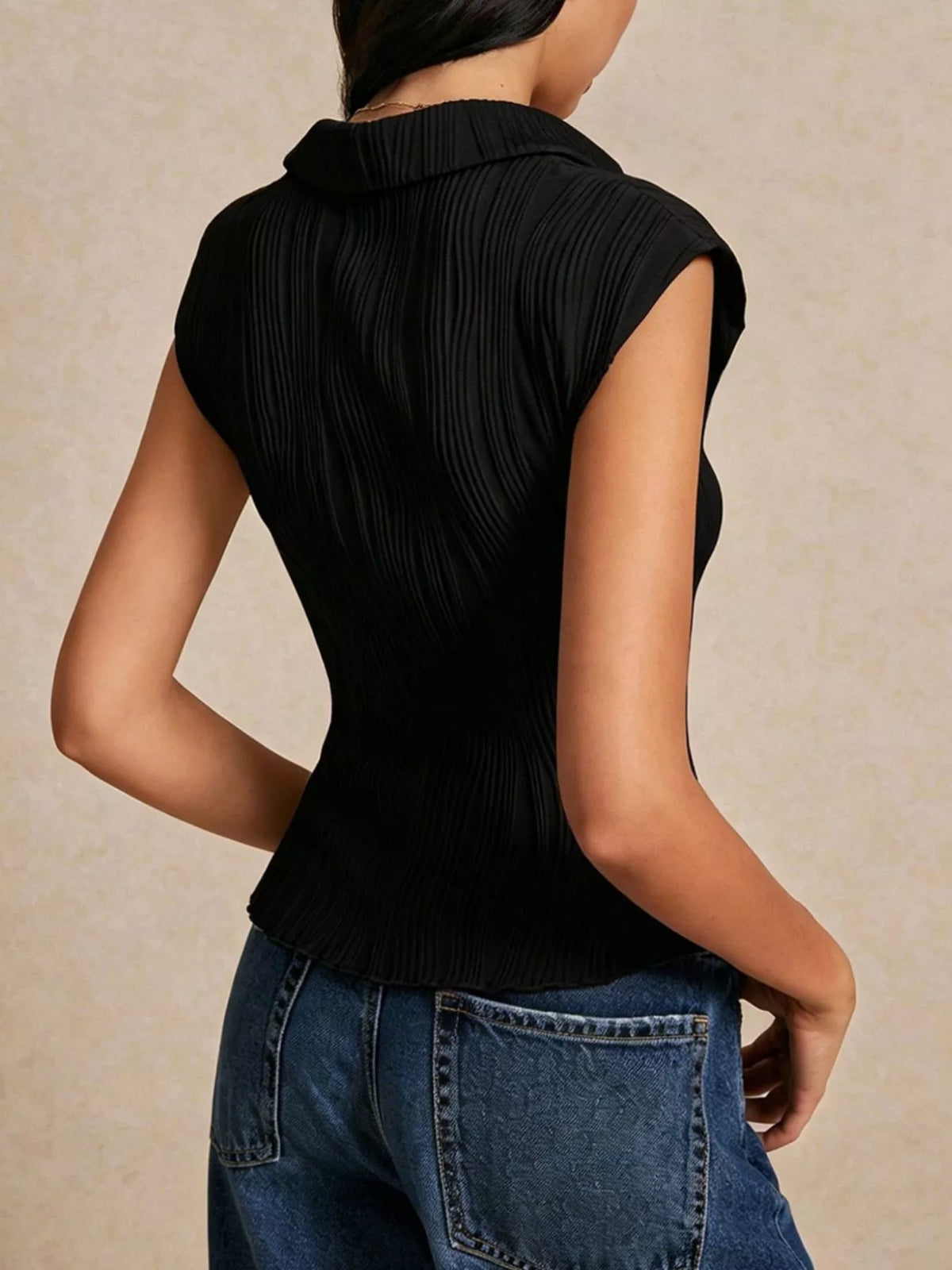 Ribbed cap-sleeve shirt, black back
