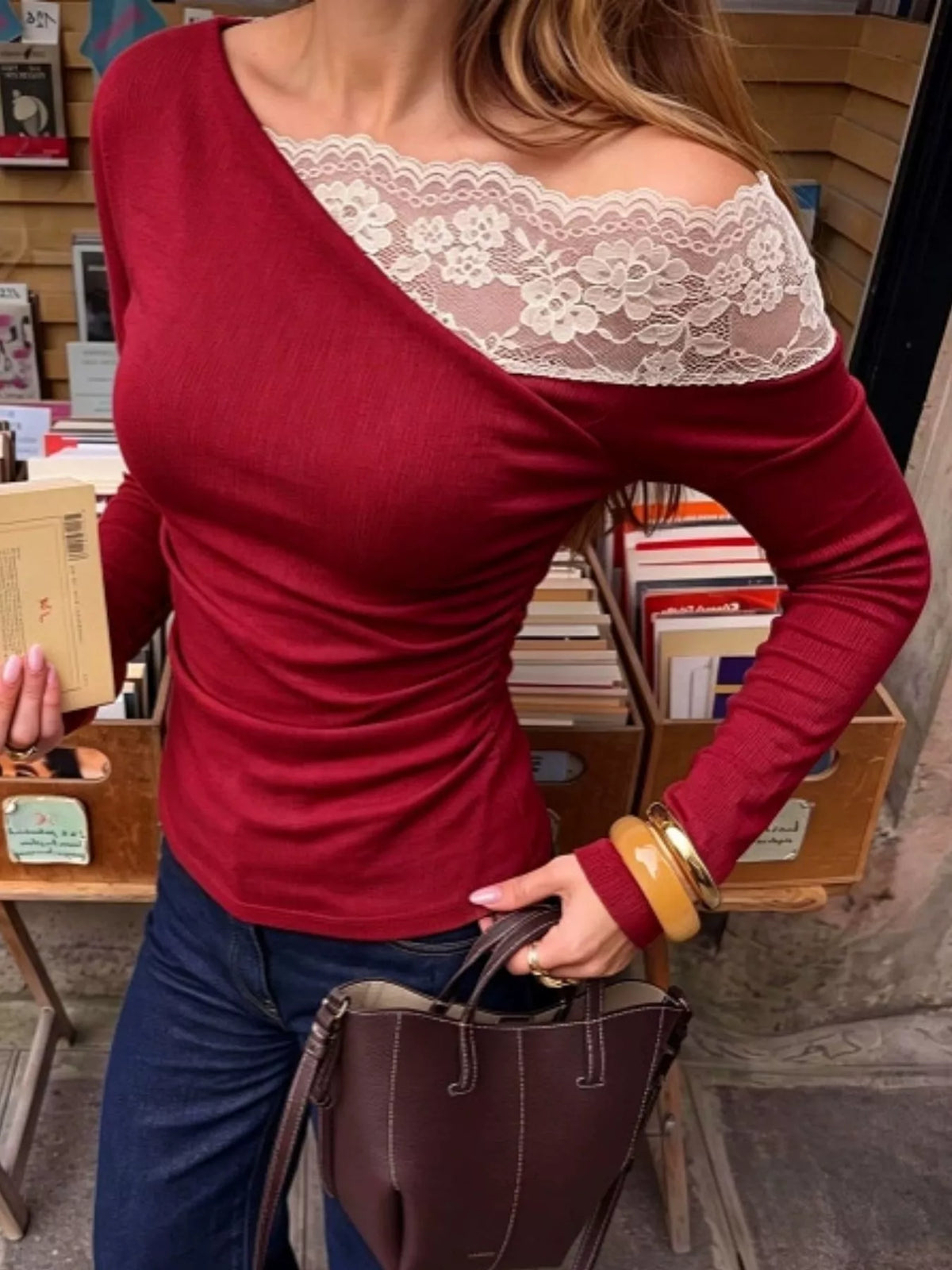 Lace Detail Slim Fit T-Shirt in red