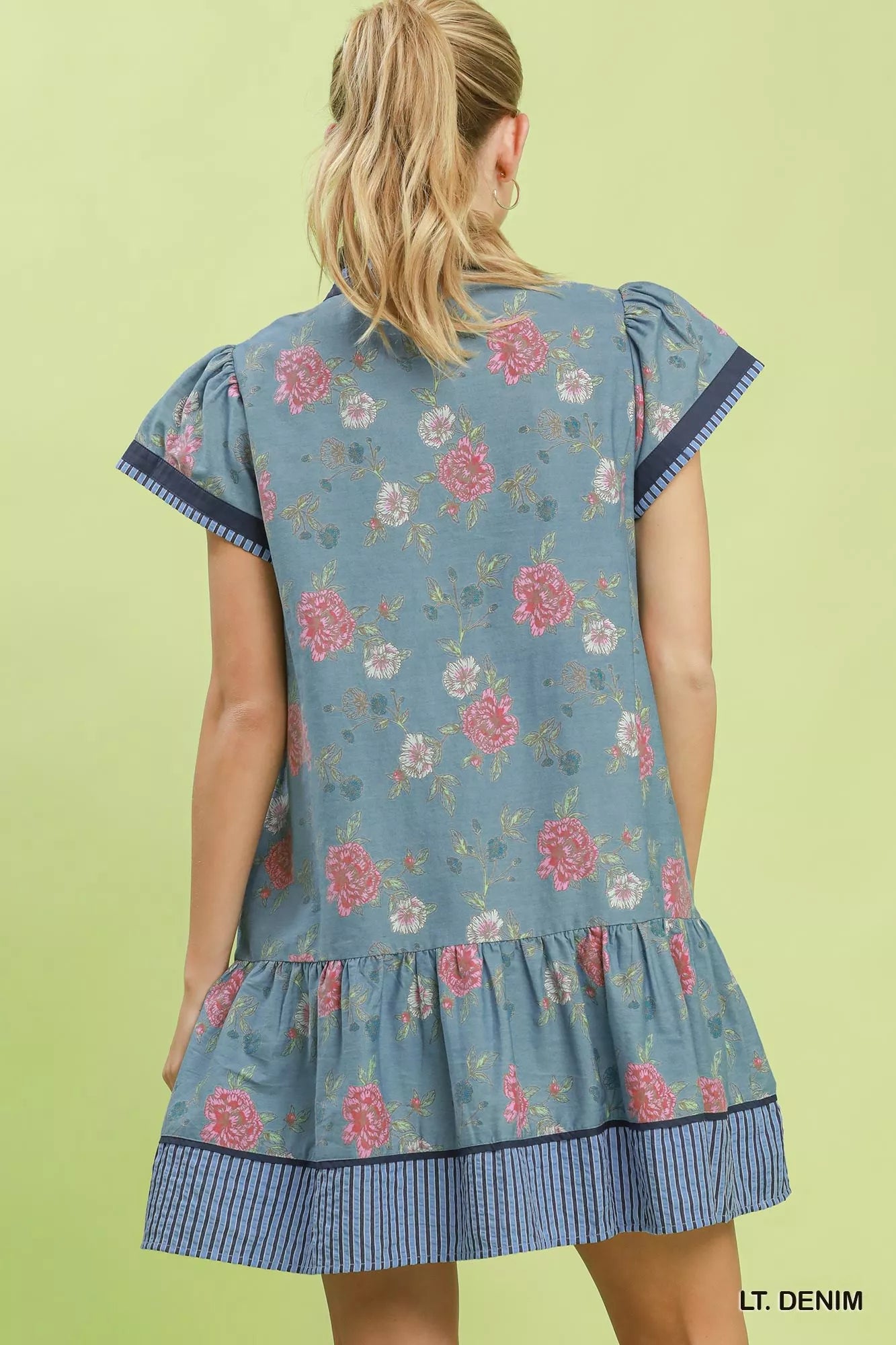 Women's apparel – product view 3