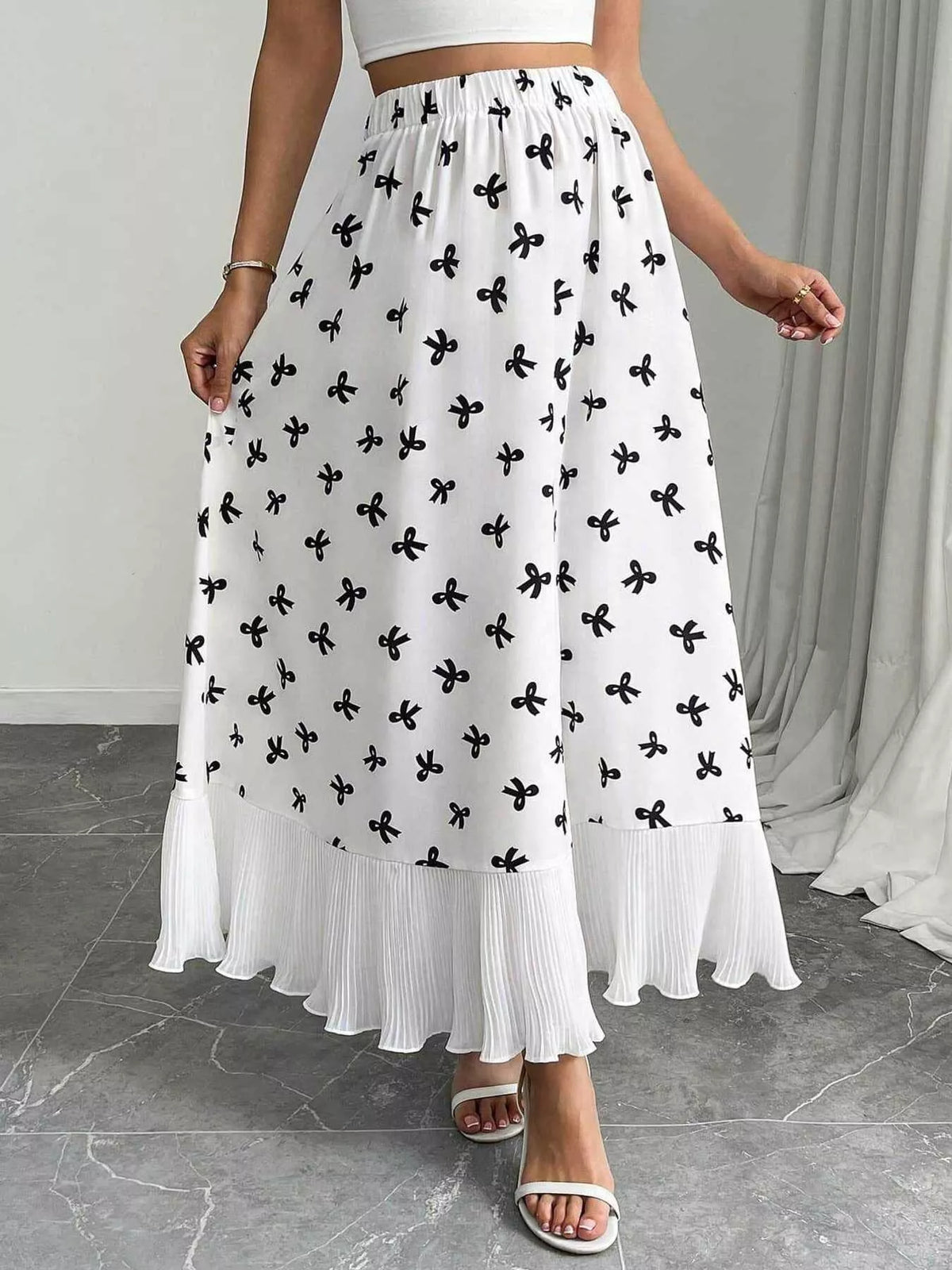 Trendsi Bow Print Ruffle Hem Flowy Maxi Skirt -