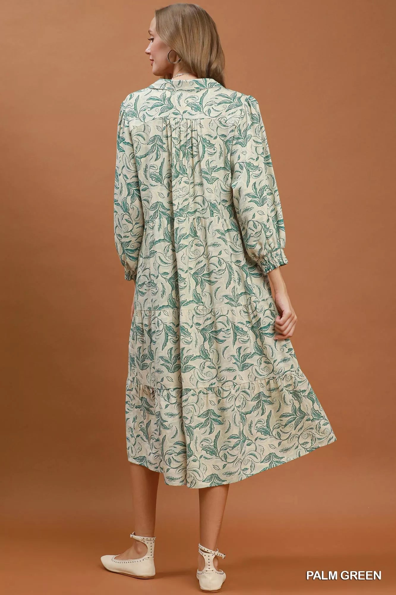 Women's apparel – product view 3