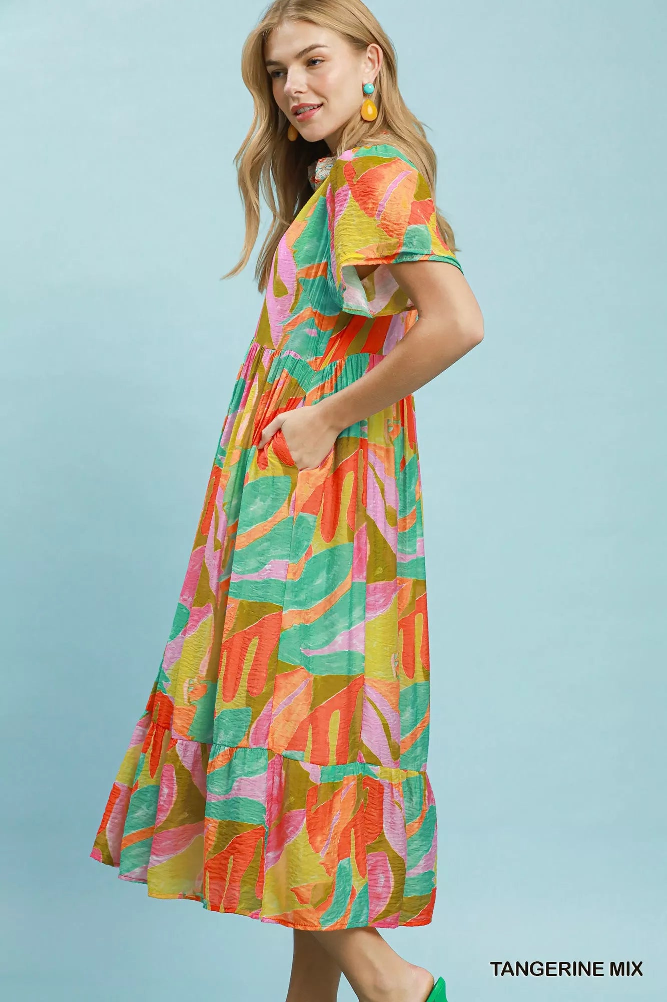 Women's apparel – product view 2