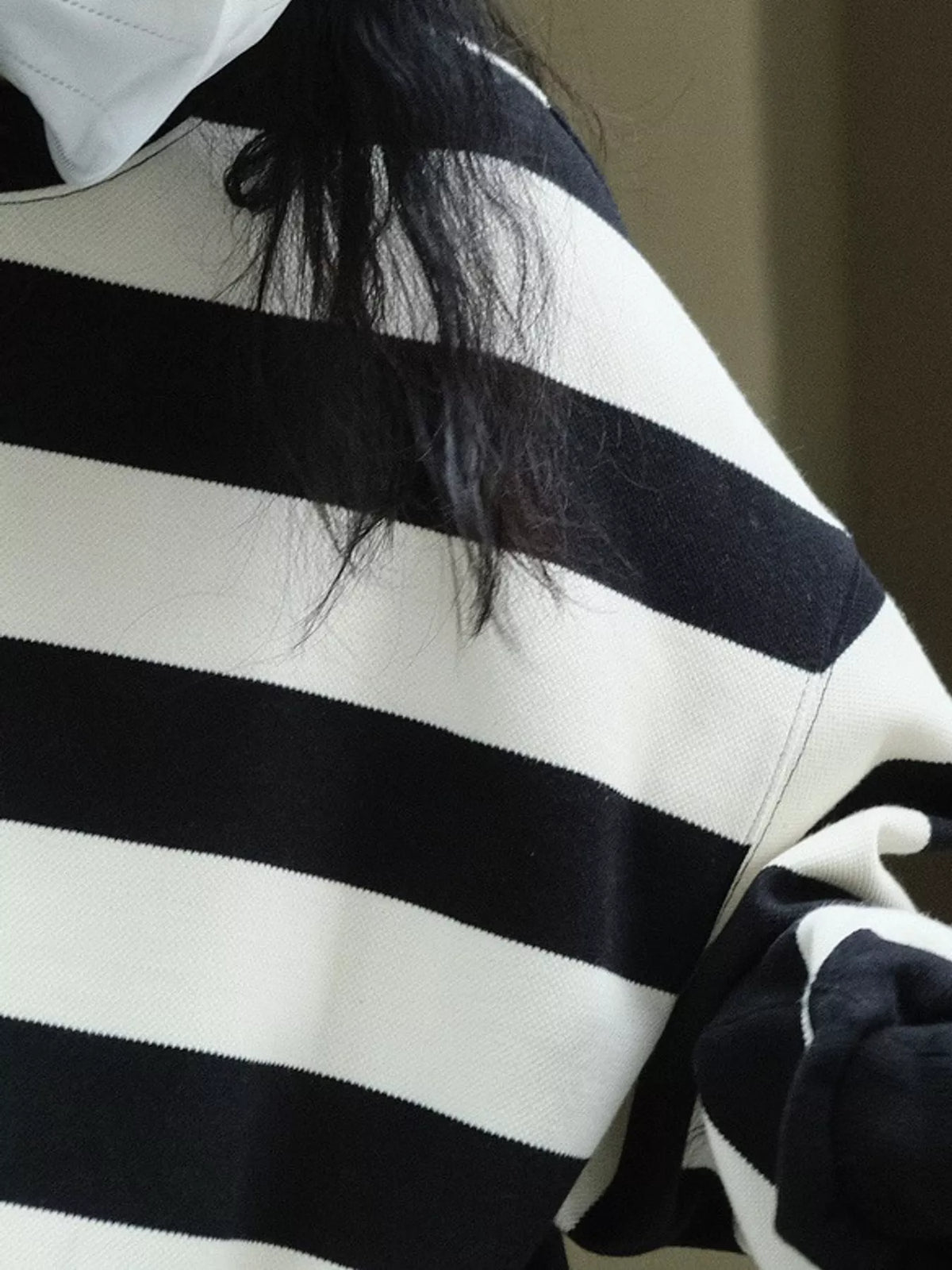 Black oversized striped crewneck sweatshirt