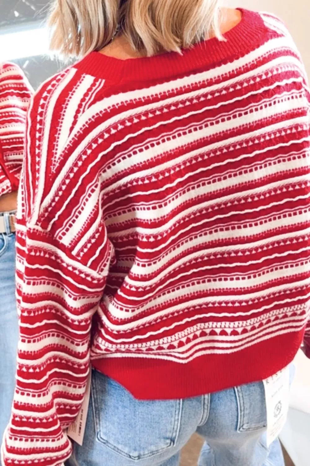 Trendsi Geometric Striped Pattern V Neck Button Front Casual Knit Cardigan -