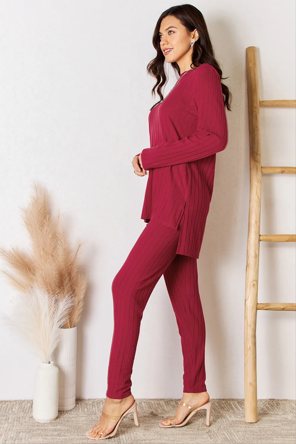 Women's clothing set – product view 3