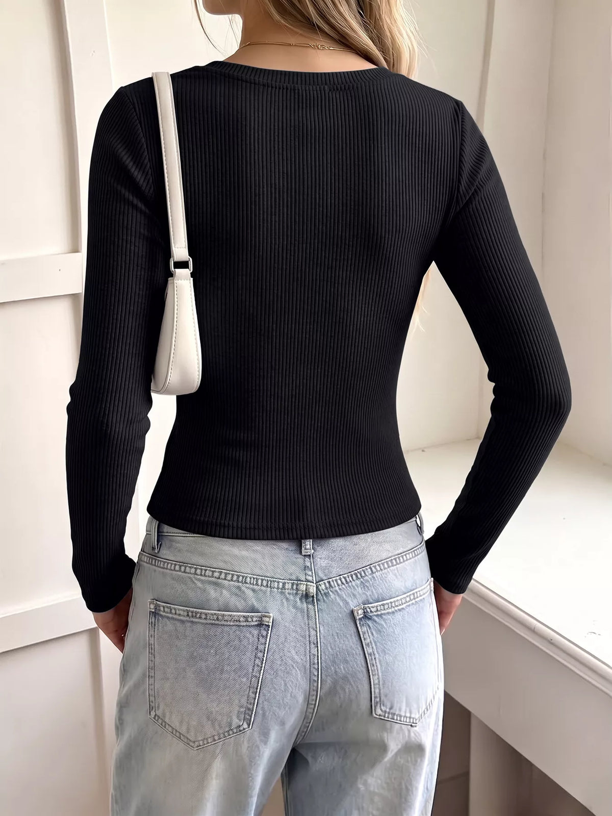 Lace trim ribbed knit long sleeve t-shirt