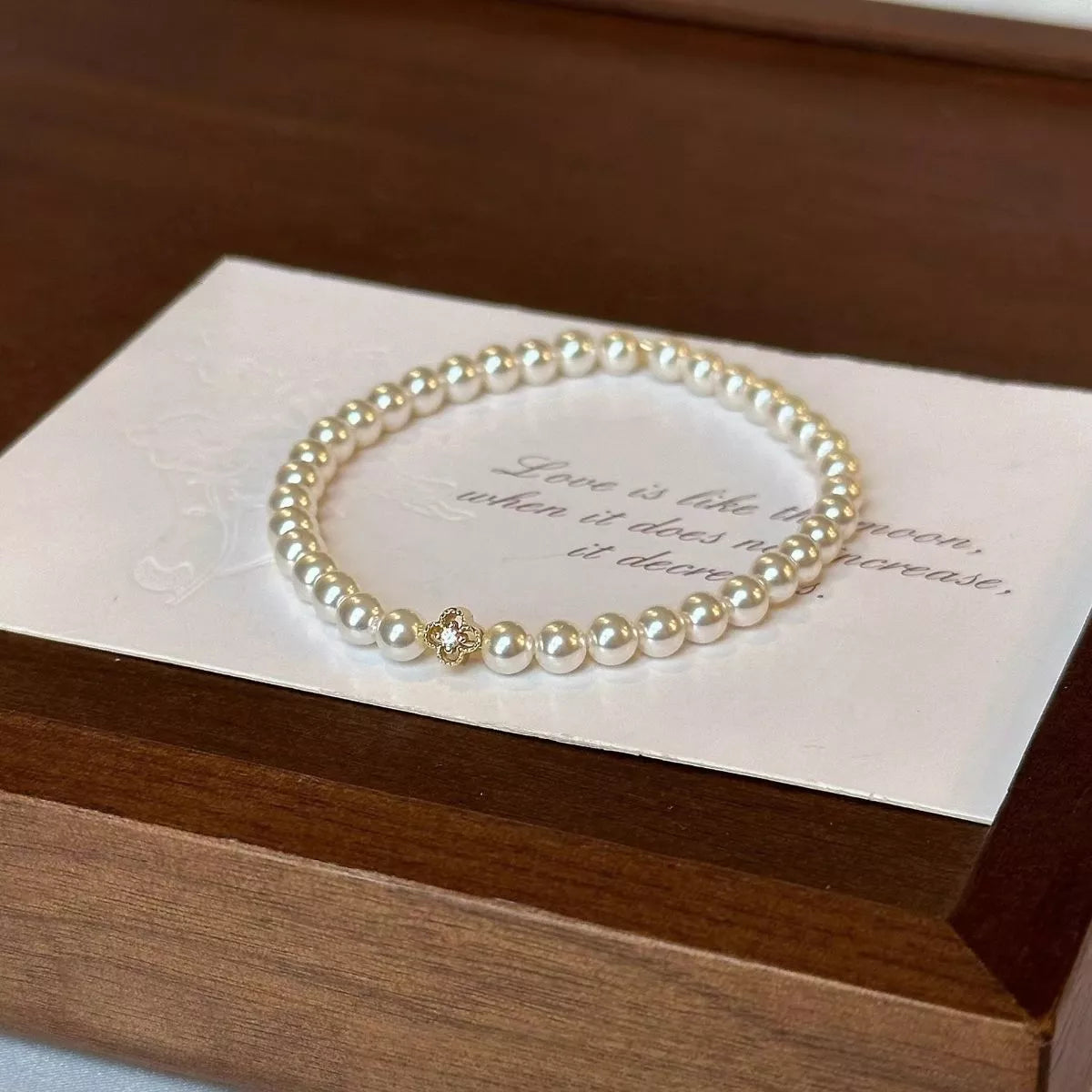 Trendsi Floral Pearl Beaded Bracelet -