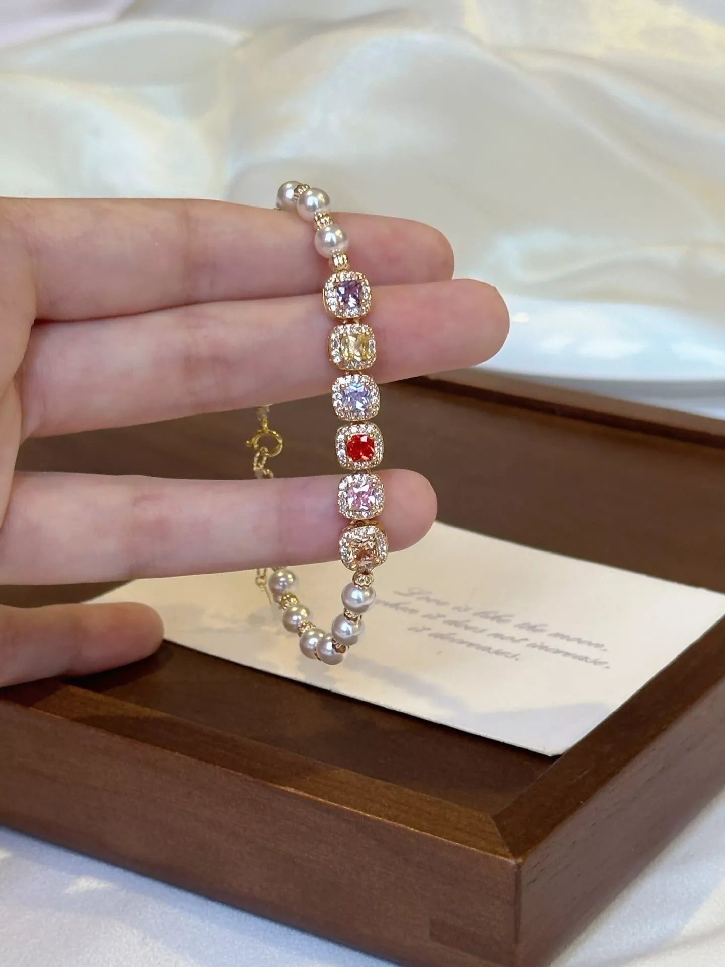 Trendsi Pearl & Zircon Adjustable Bracelet -