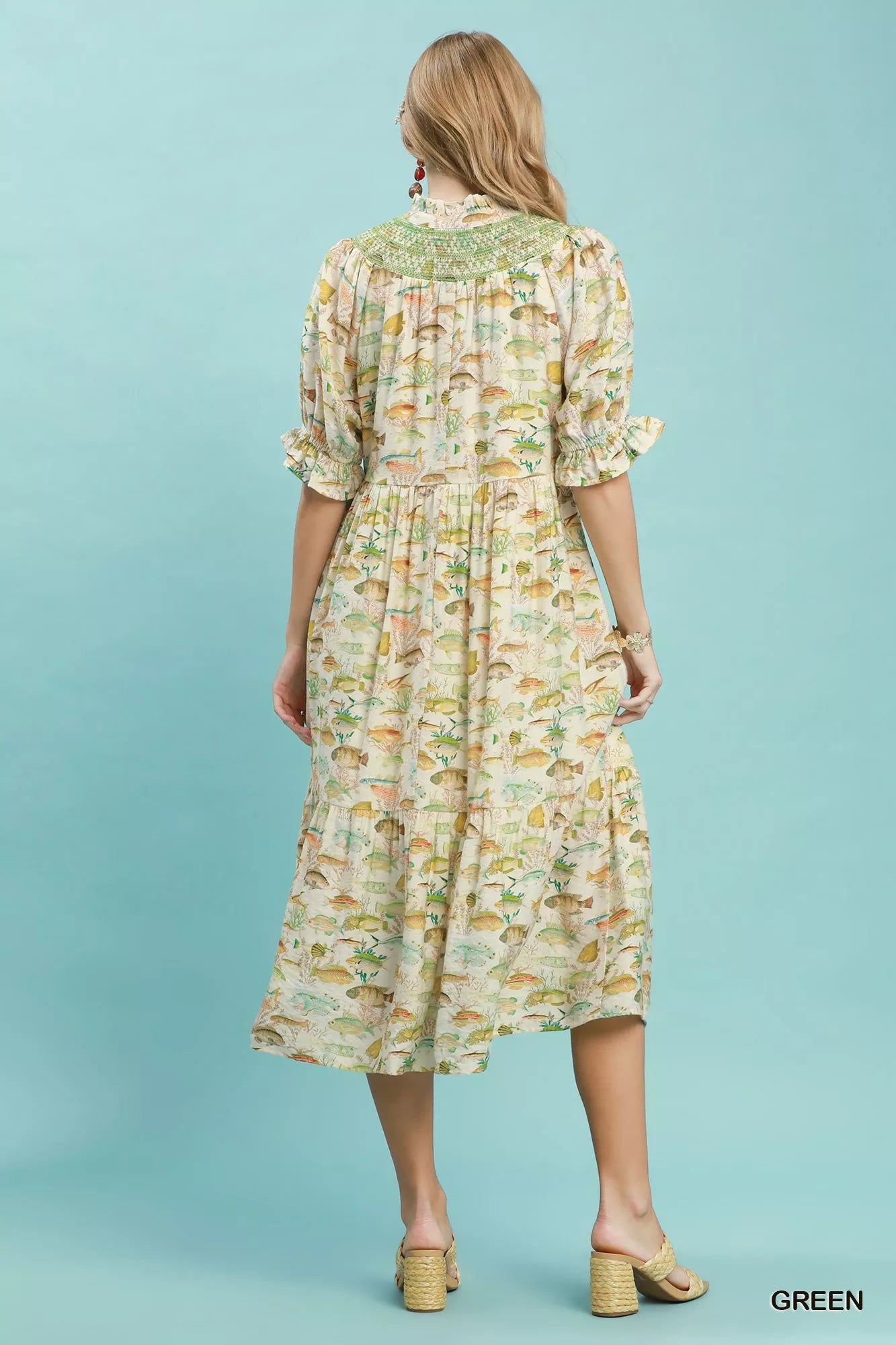 Women's apparel – product view 3