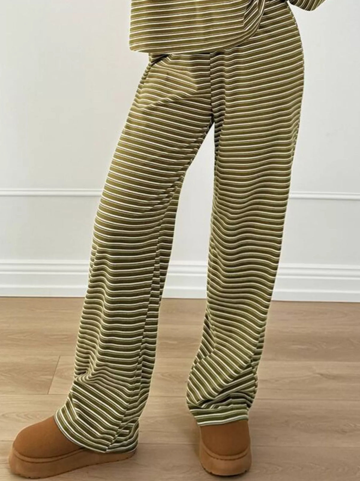 Striped Polo Top and Wide-Leg Pants Set, pants detail