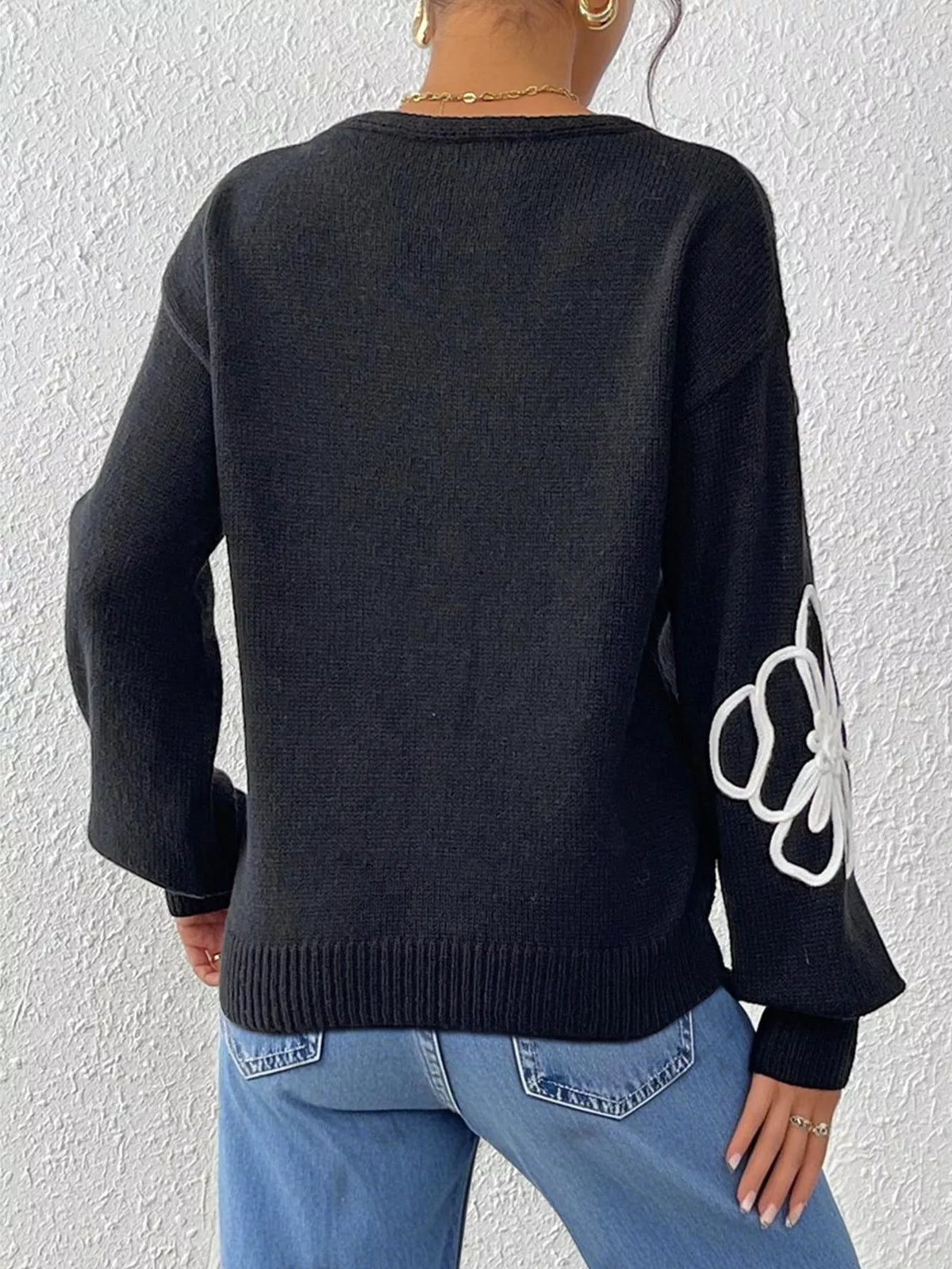 Flower V-neck dropped-shoulder sweater