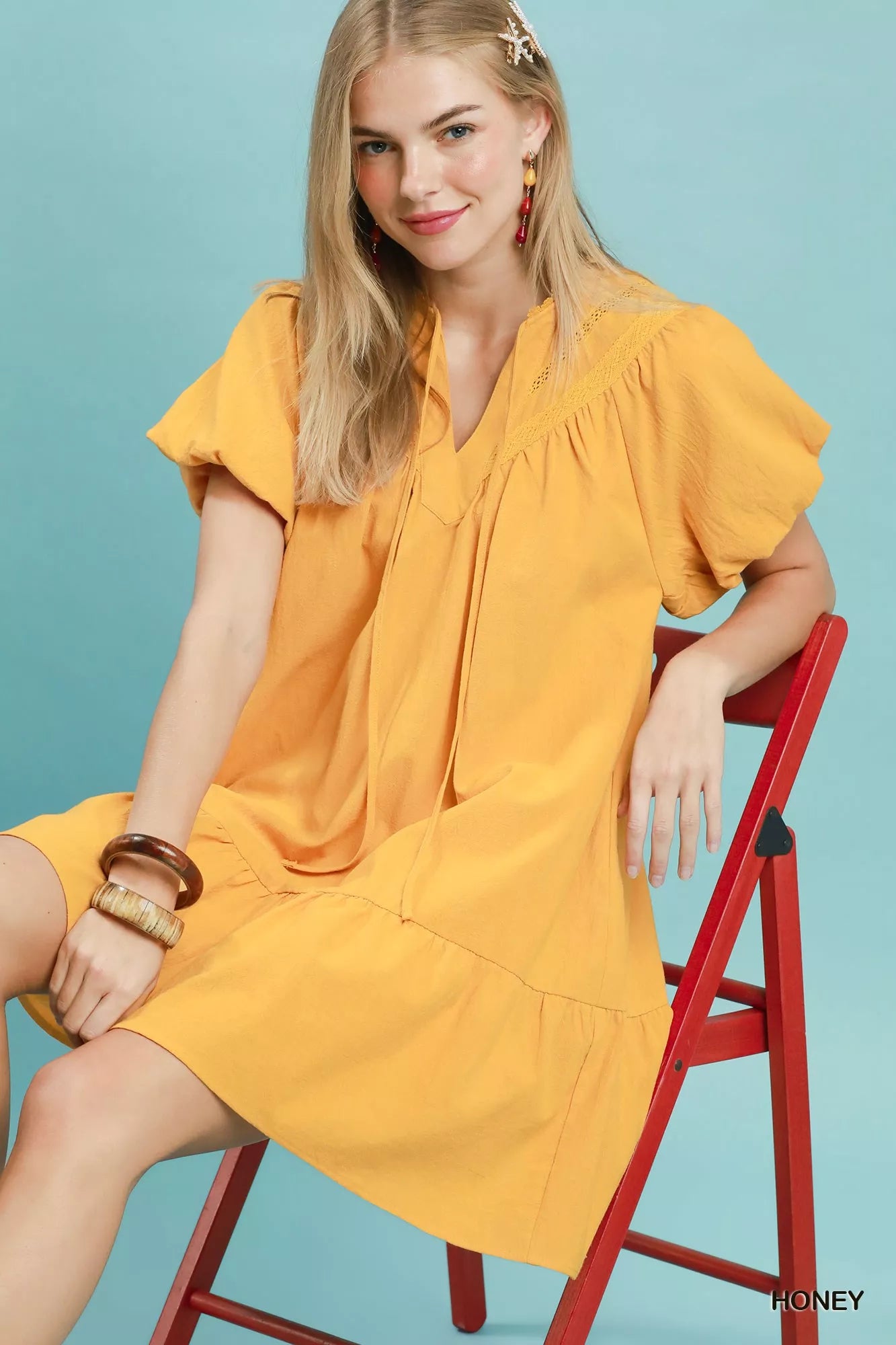 Women's apparel – product view 6