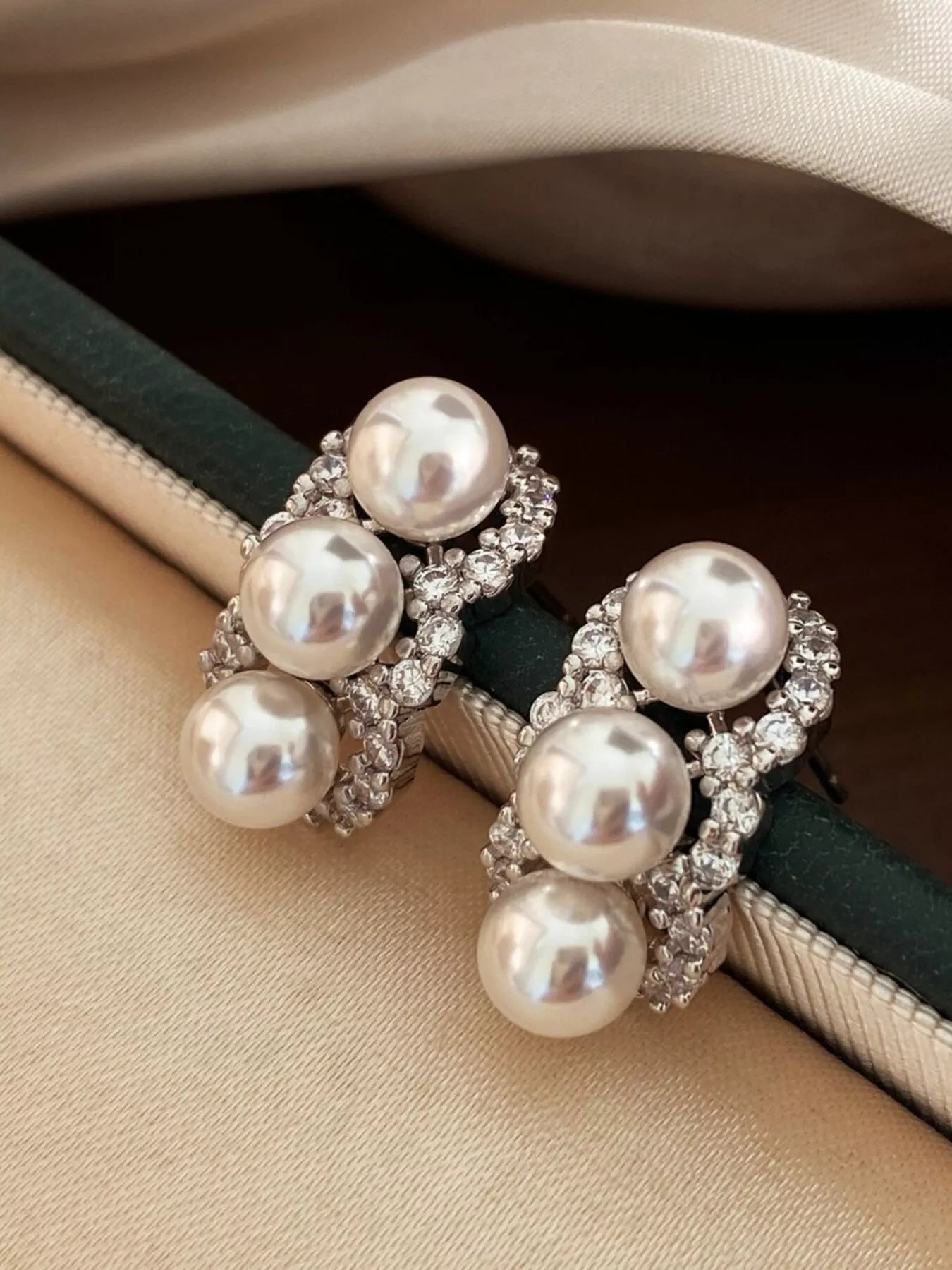 Trendsi Zircon Triple Pearl Drop Earrings -