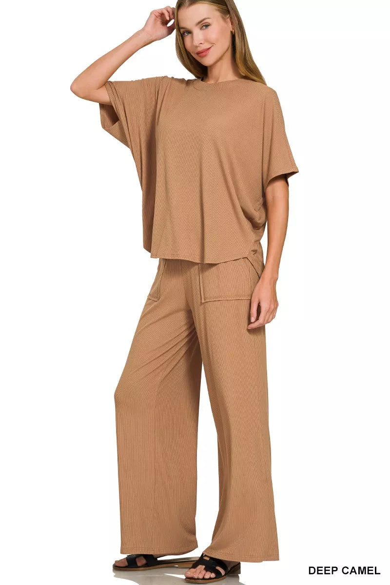 Women's clothing set – product view 1