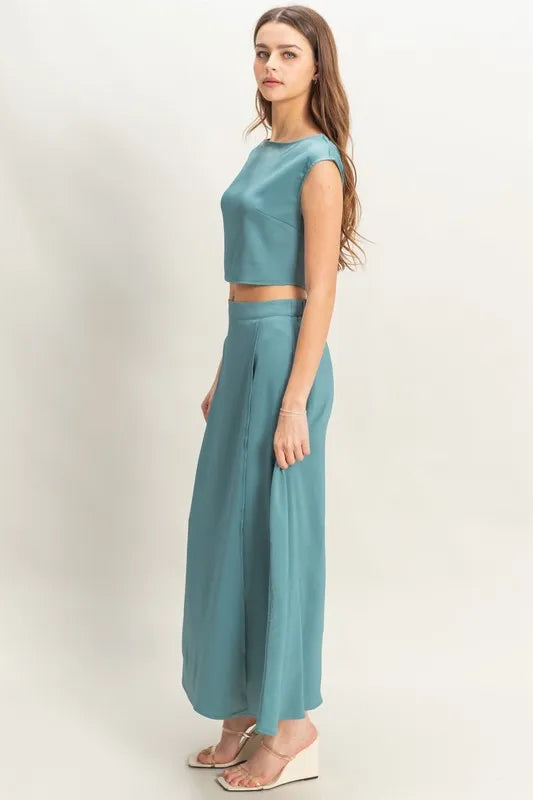 Women's clothing set – product view 3