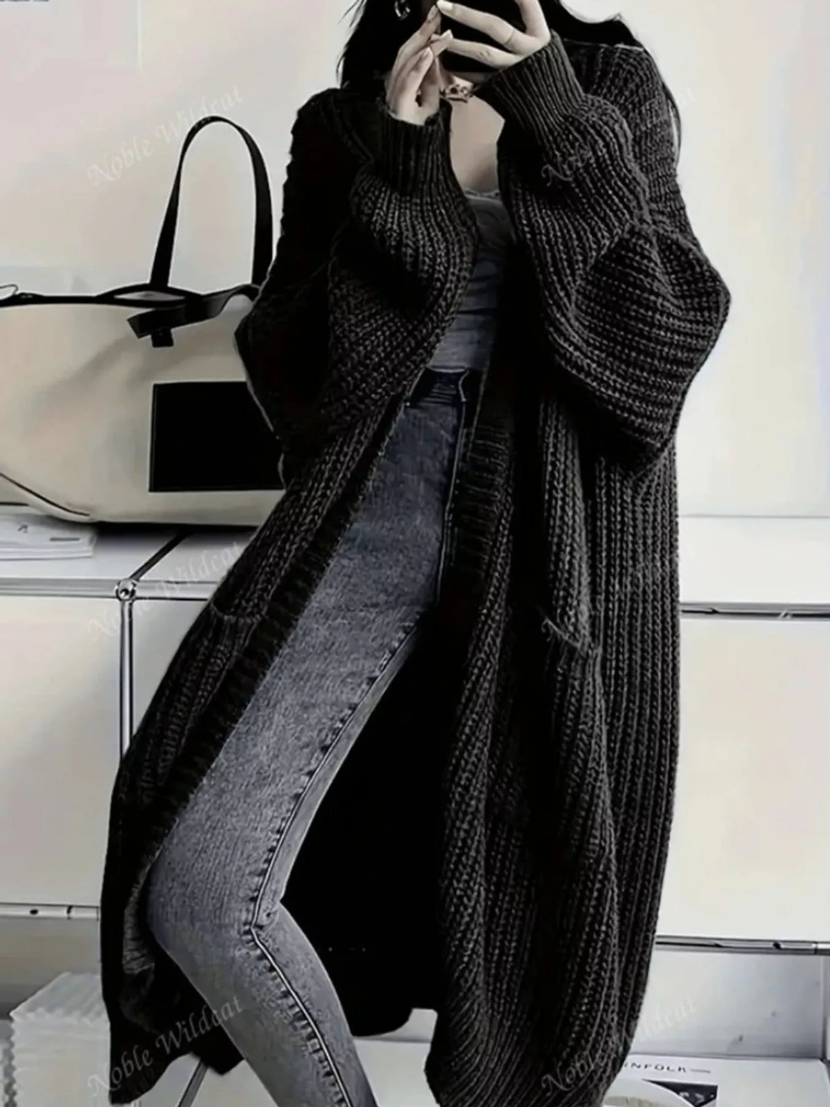 Longline knit cardigan, black front