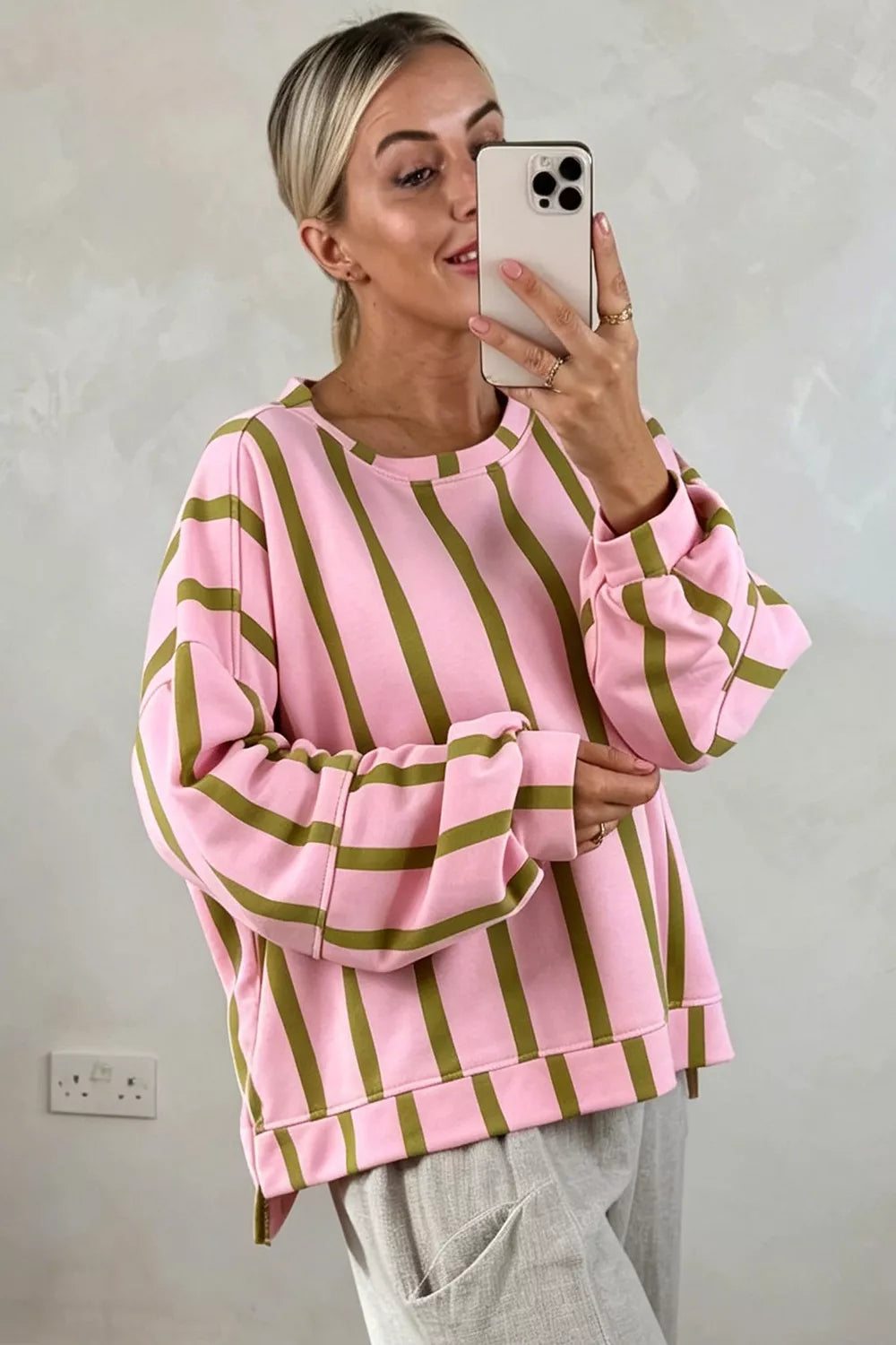 Trendsi Striped Dropped Shoulder Oversized Sweatshirt -