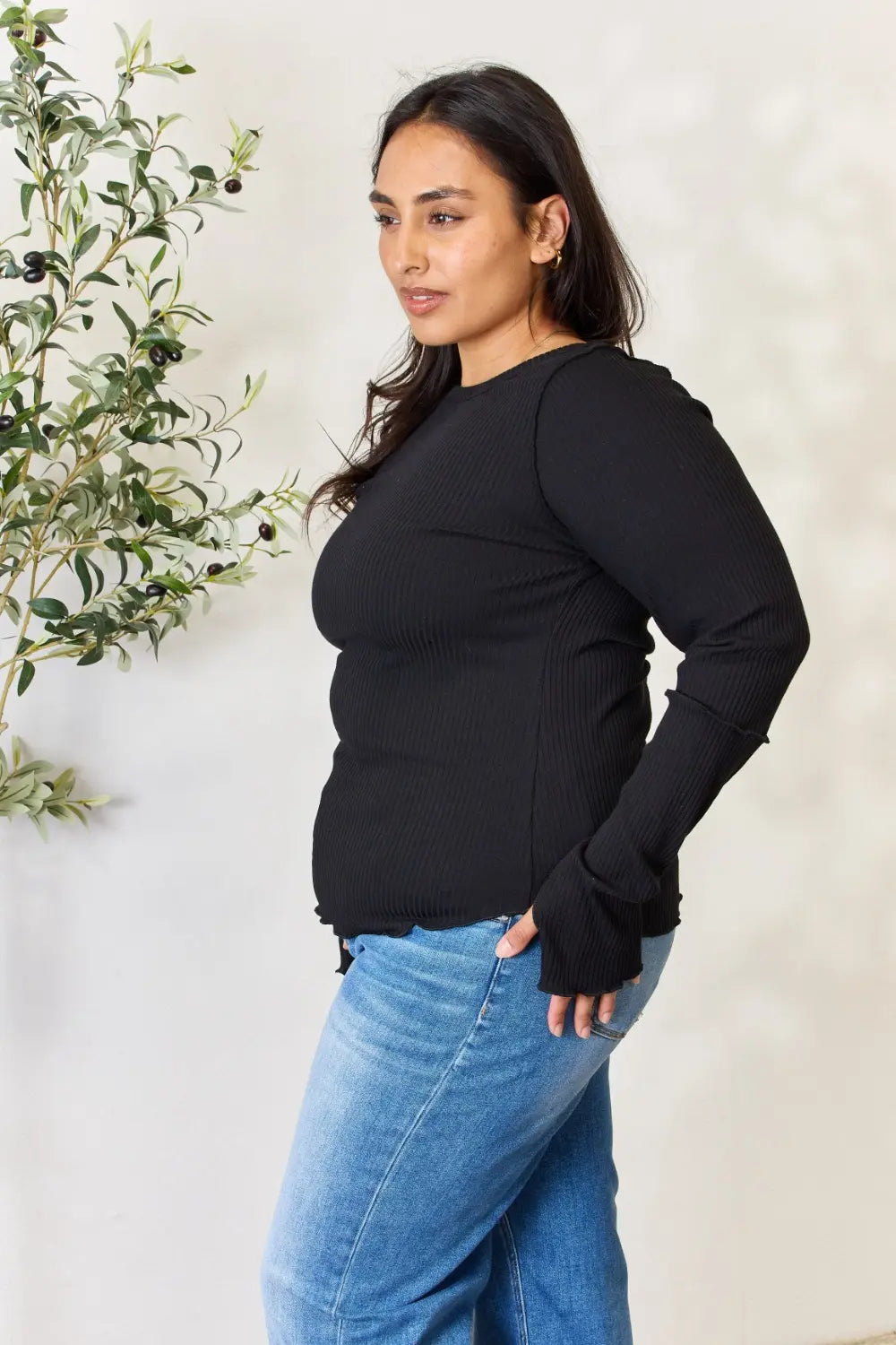 Women's apparel – product view 4
