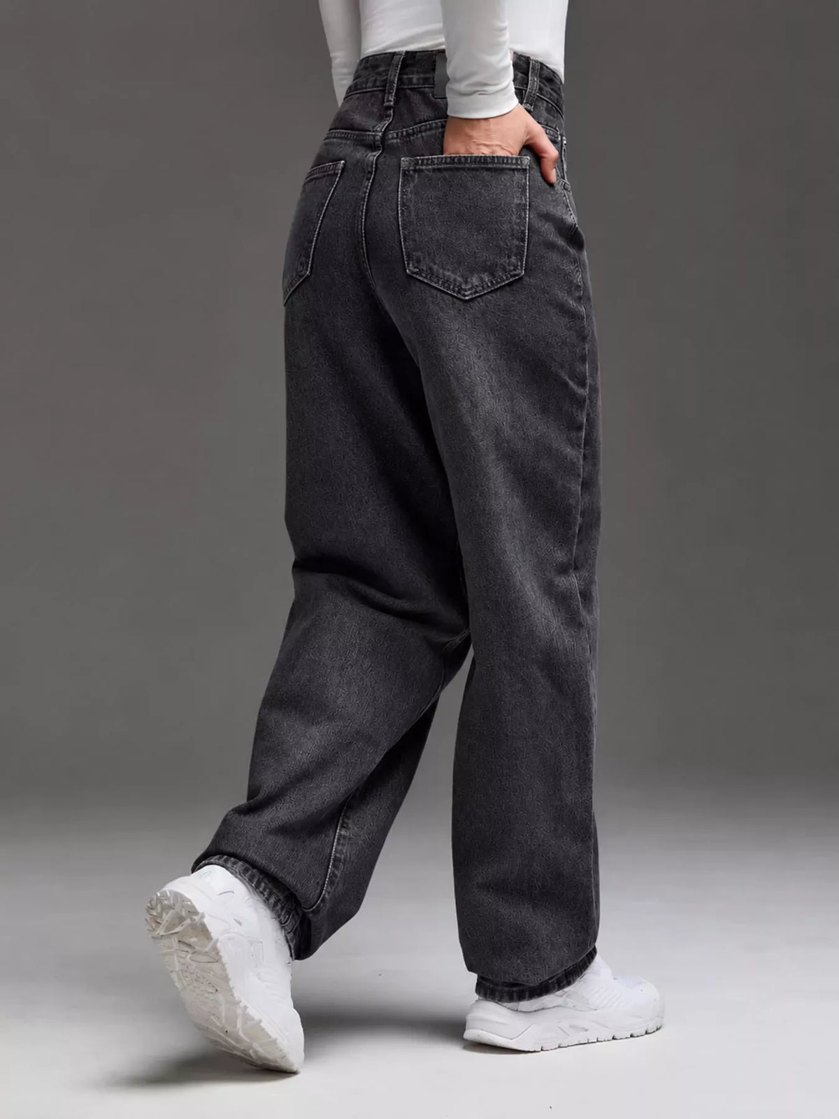 Wide-Leg Vintage Wash Jeans in black