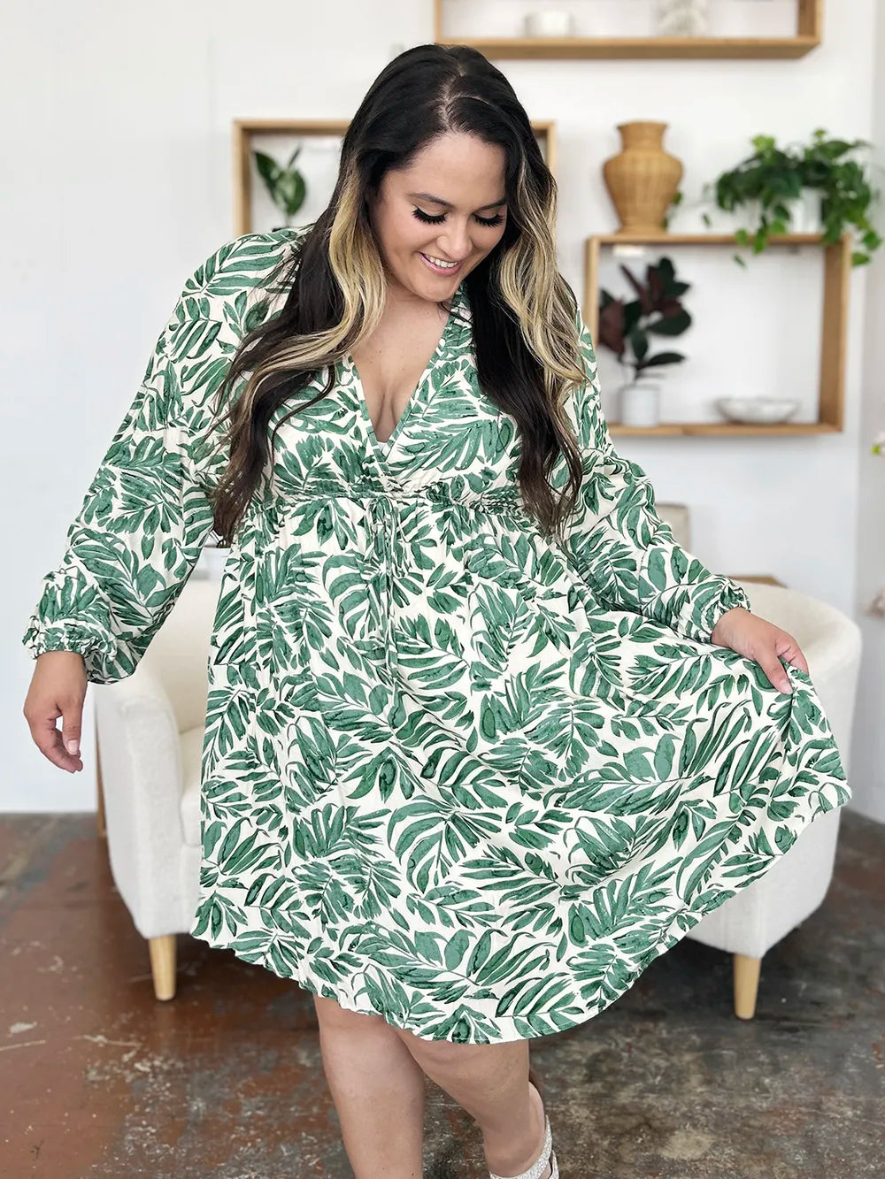 Women's apparel – product view 8
