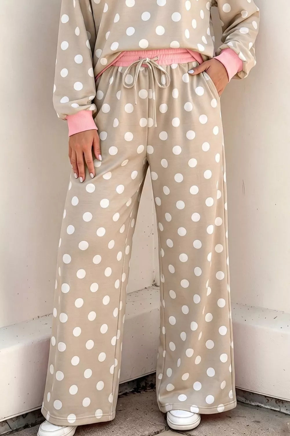 Trendsi Polka Dot Contrast Trim Long Sleeve Top Drawstring Shift Pants Set -