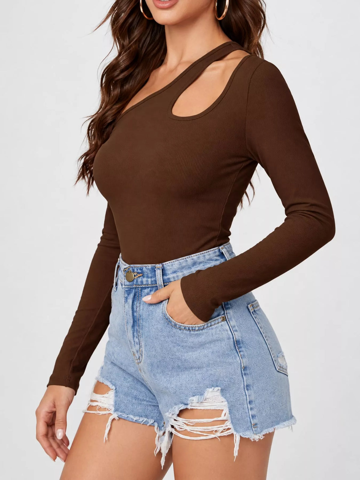 One-shoulder top, brown side