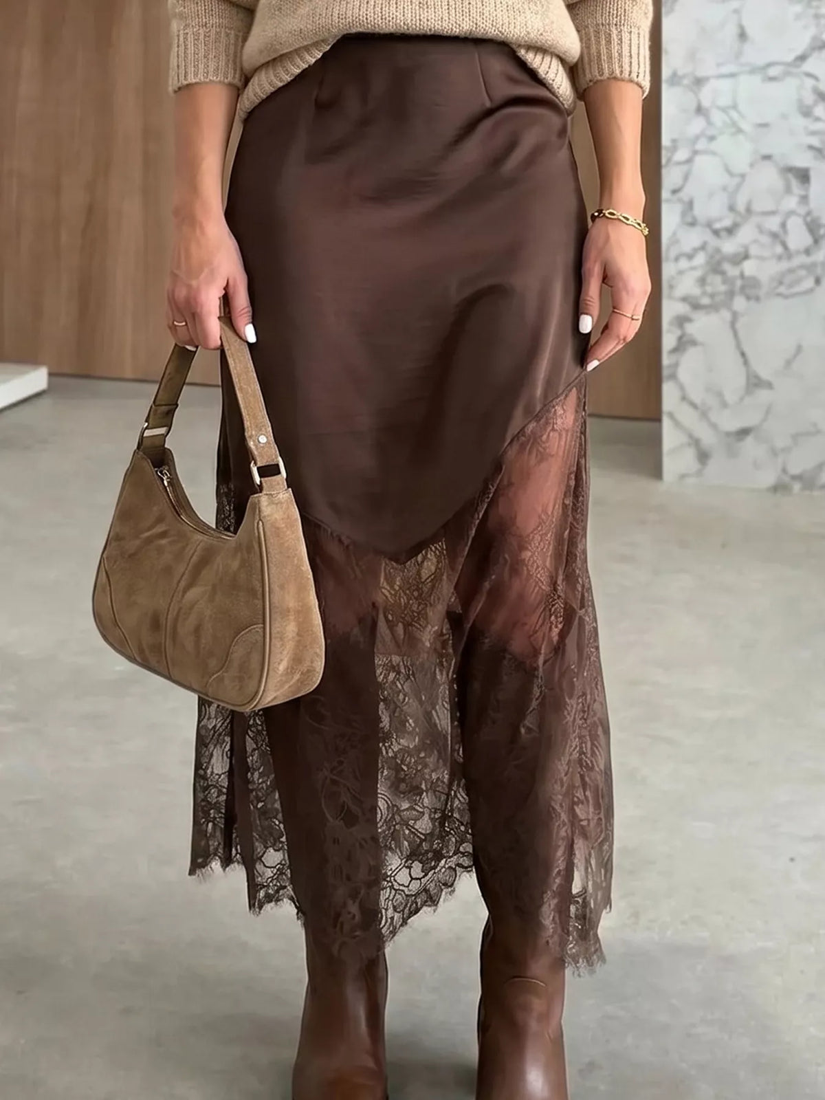 Lace-hem skirt, brown lace-hem skirt front