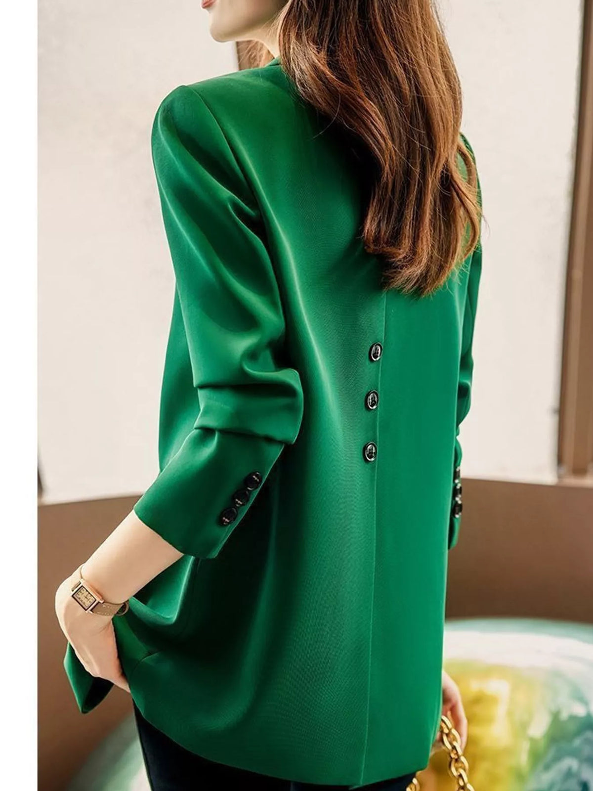 Collared long sleeve blazer, back view
