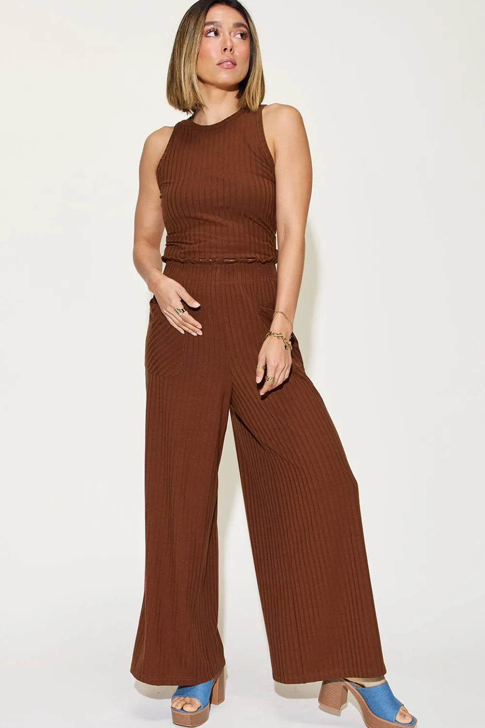 Women's clothing set – product view 12
