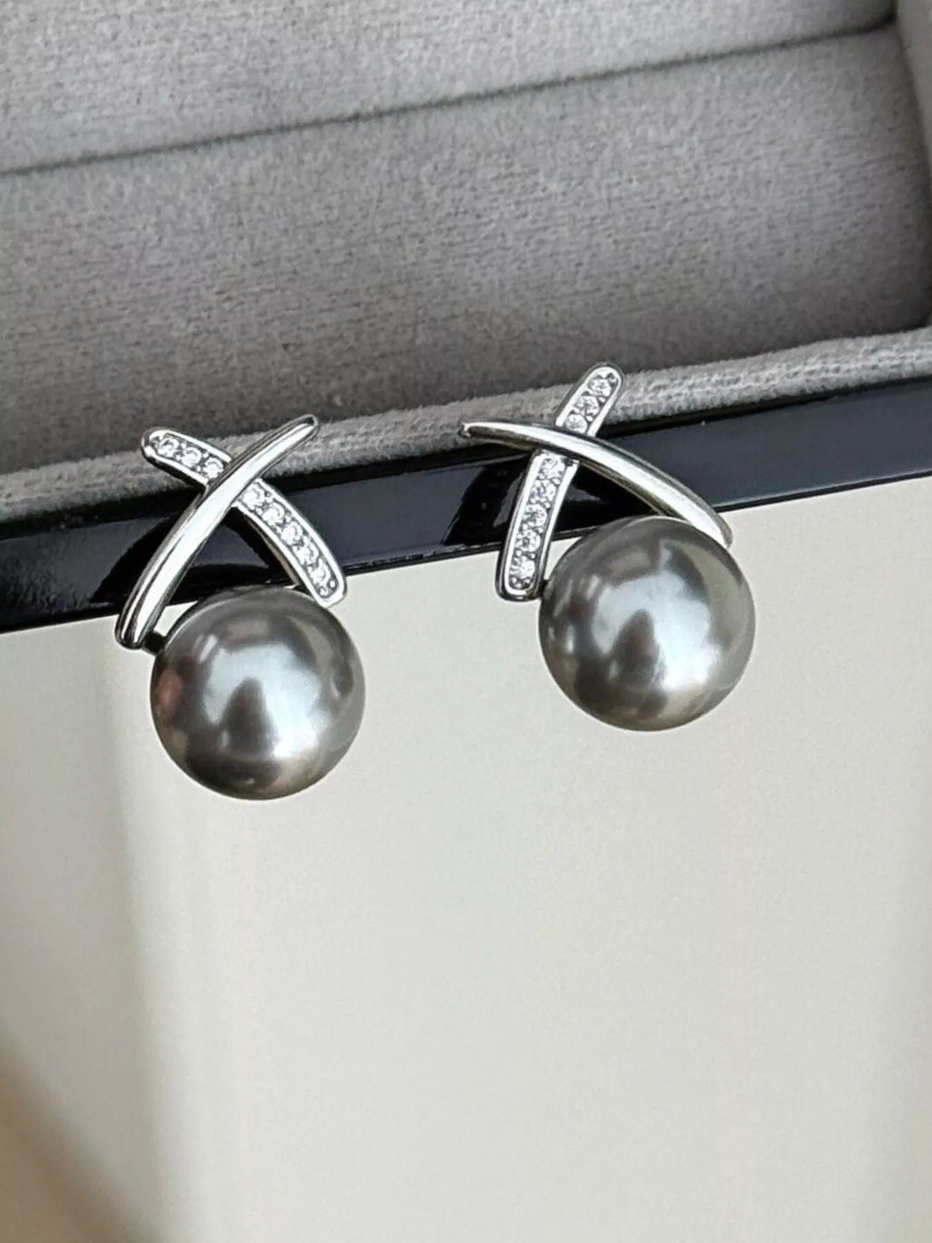 Trendsi Pearl Stud Earrings -