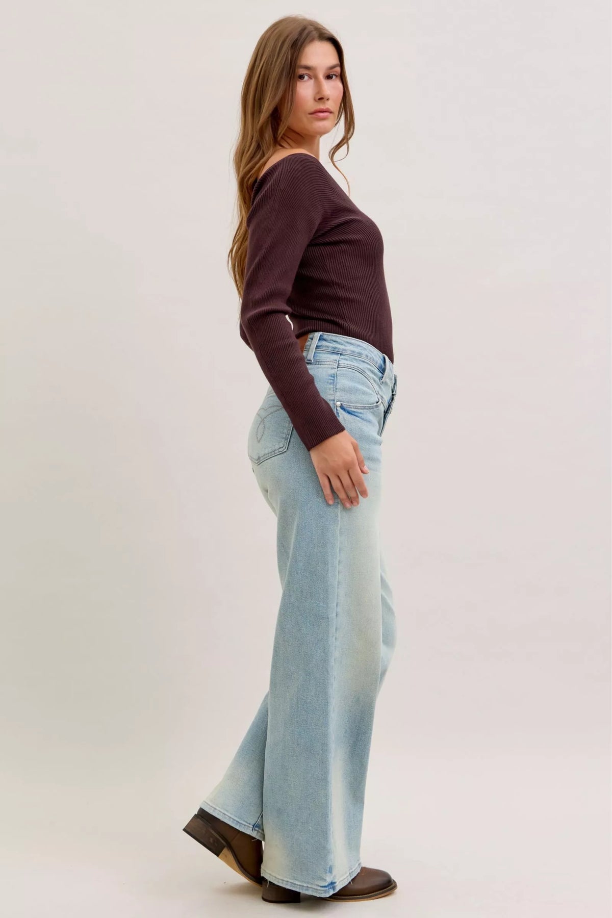 Women's jeans – product view 9