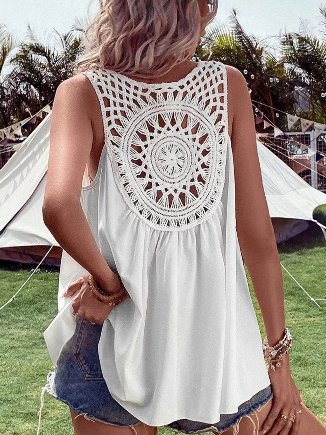 Trendsi Crochet V-Neck Tank Top -