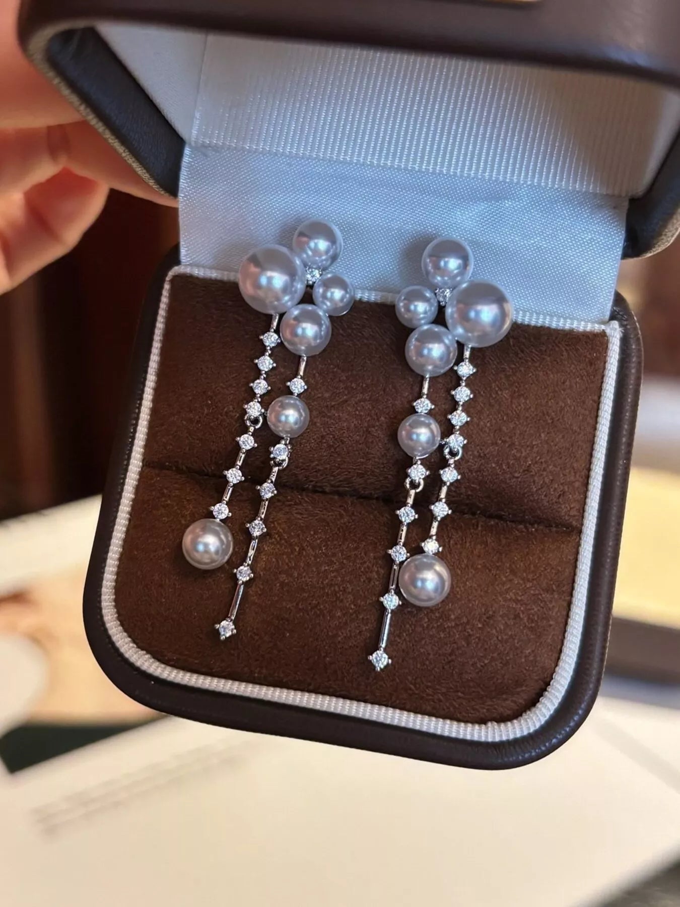 Trendsi Pearl Cluster Dangle Earrings -
