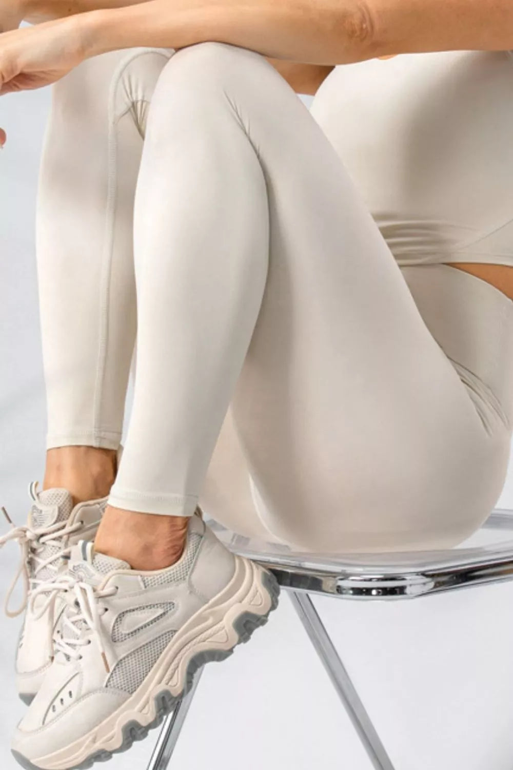 Trendsi High-Waisted Seamless Active Leggings -