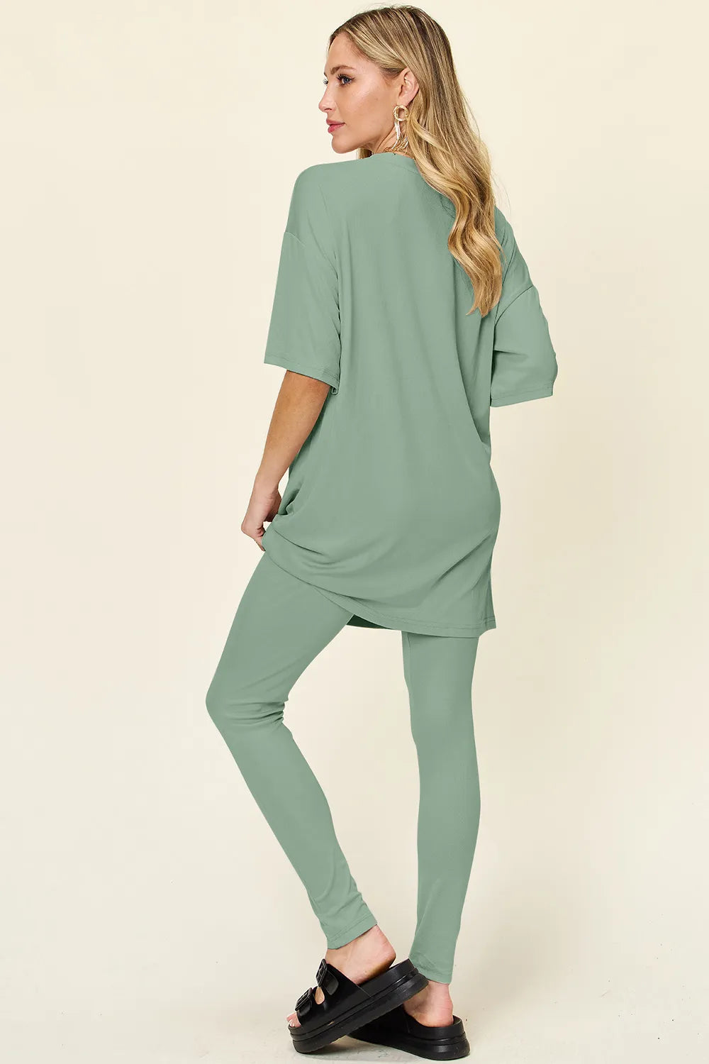 Women's clothing set – product view 12