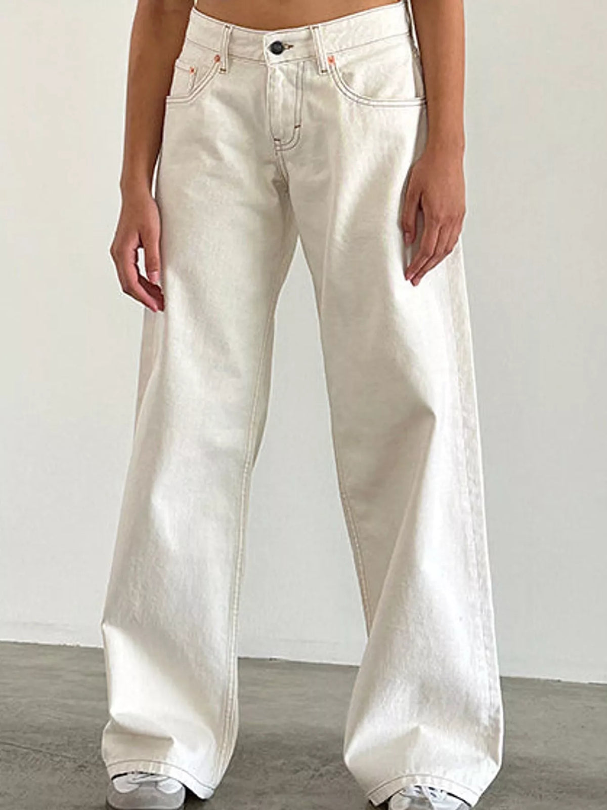 Wide-Leg Vintage Wash Jeans in white, front view