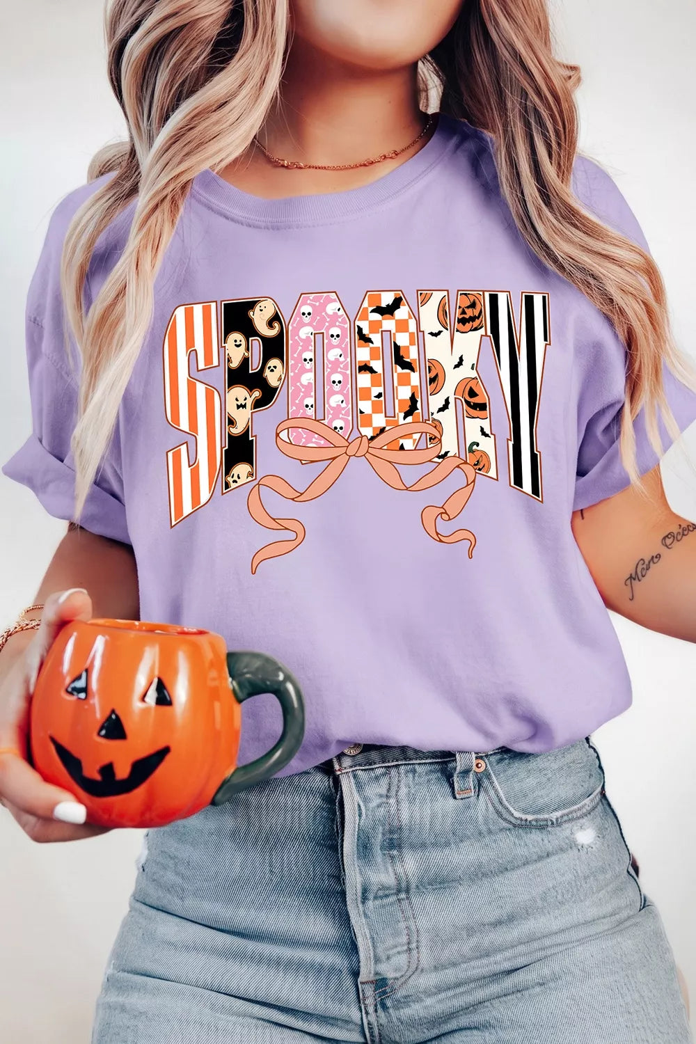Trendsi Halloween Spooky Letter Graphic Round Neck Casual T Shirt -