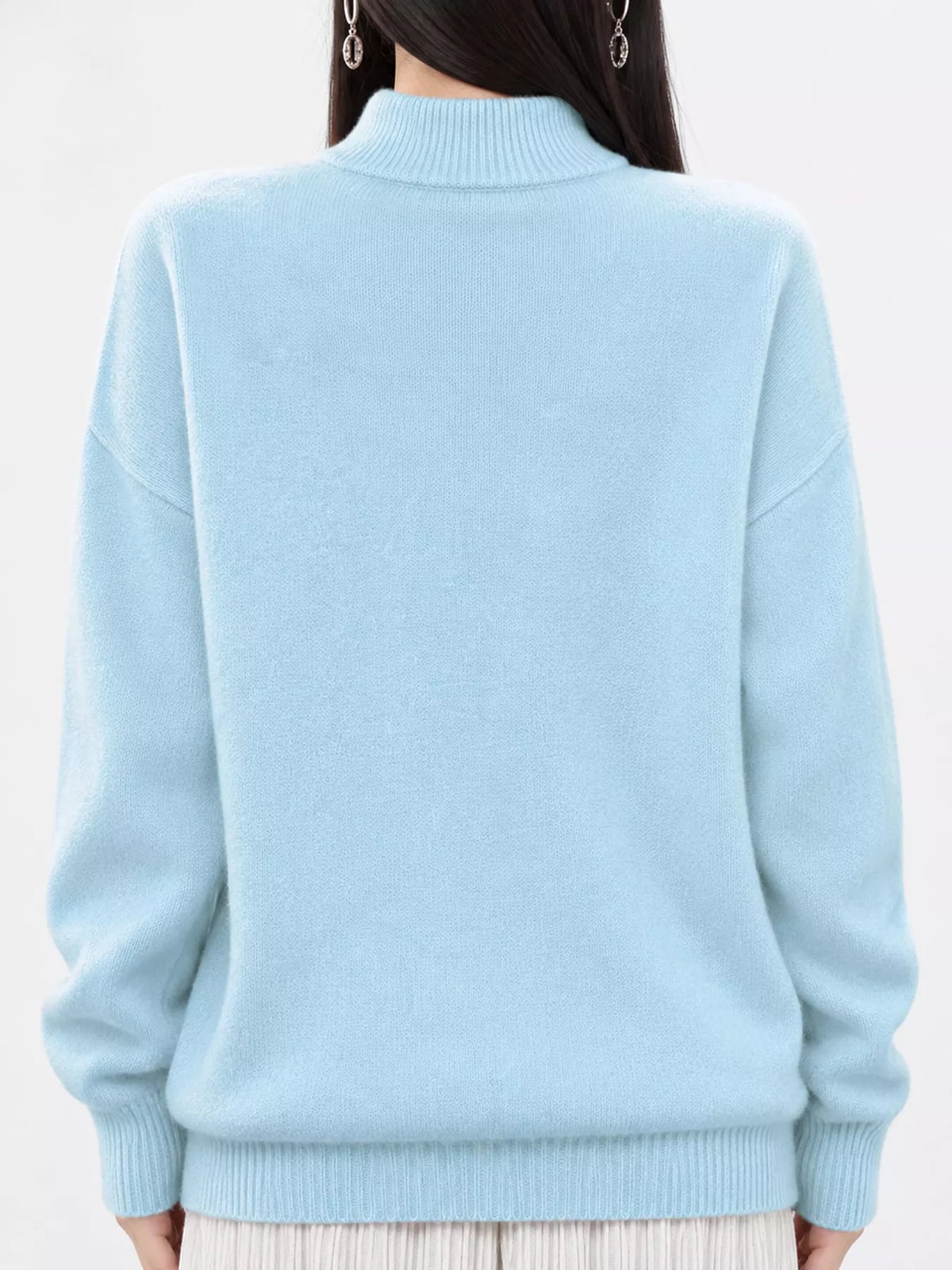 Turtleneck sweater, light blue back