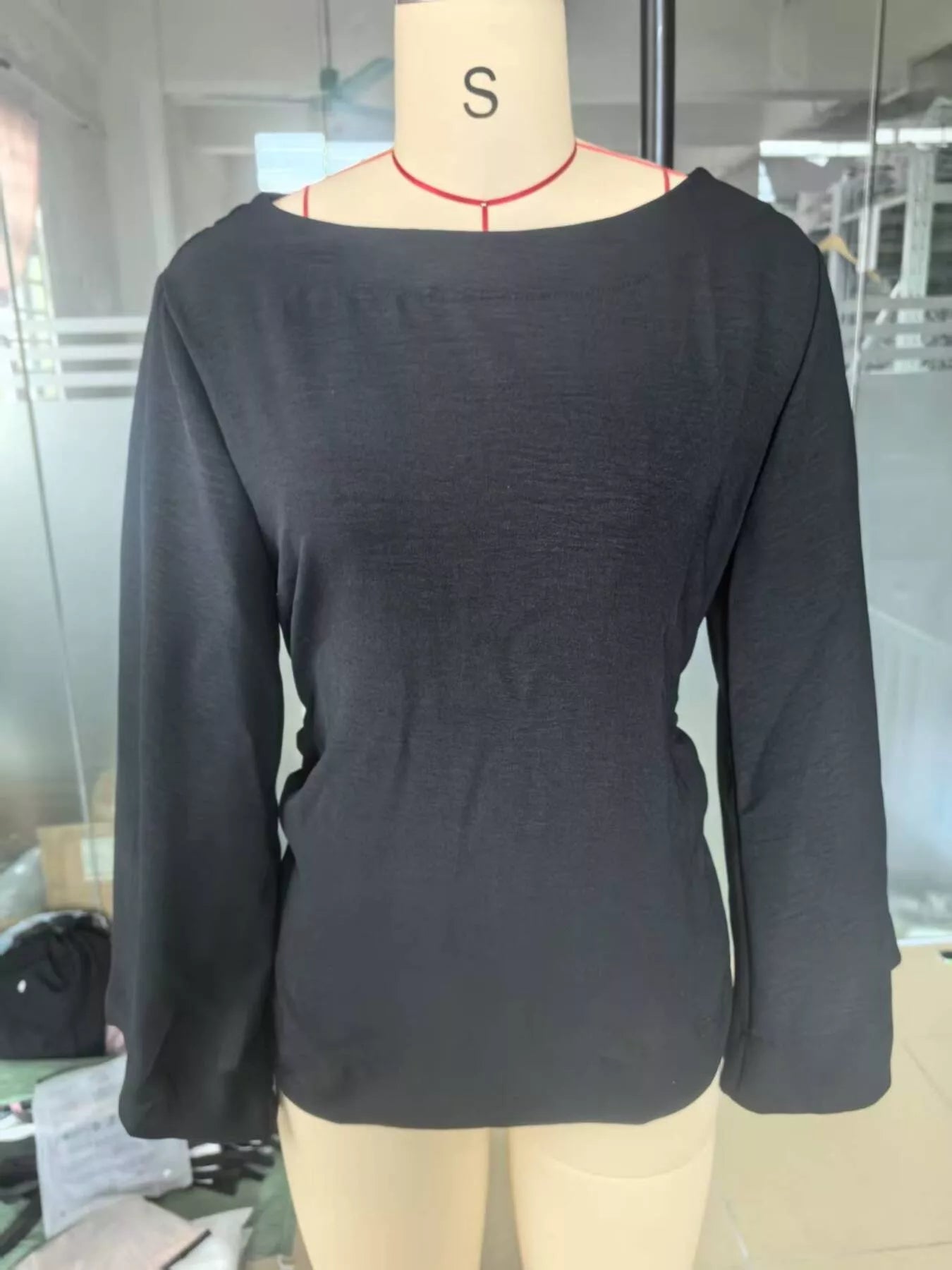 Trendsi Boat Neck Long Sleeve Slim-Fit T-Shirt -