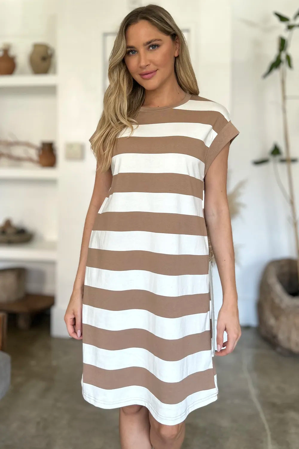 Women's apparel – product view 10