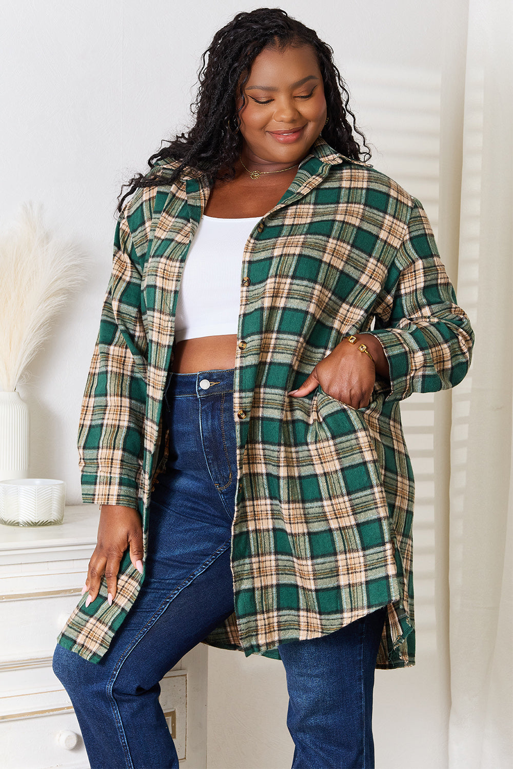 Women's apparel – product view 5