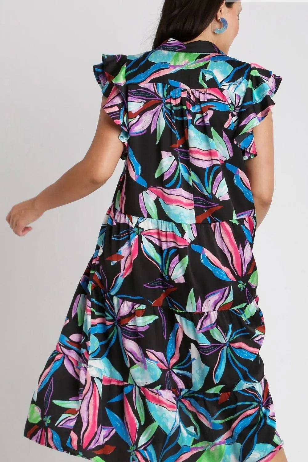 Women's apparel – product view 6