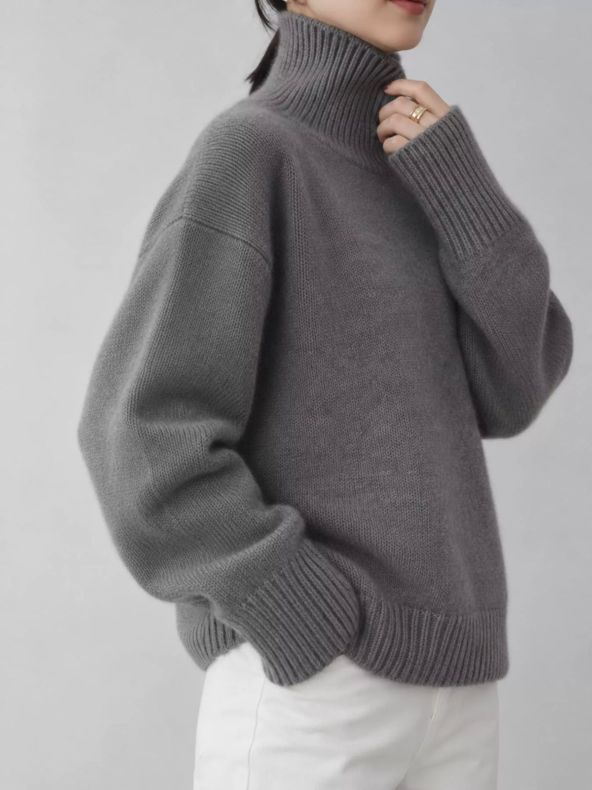 Turtleneck sweater, dark gray side